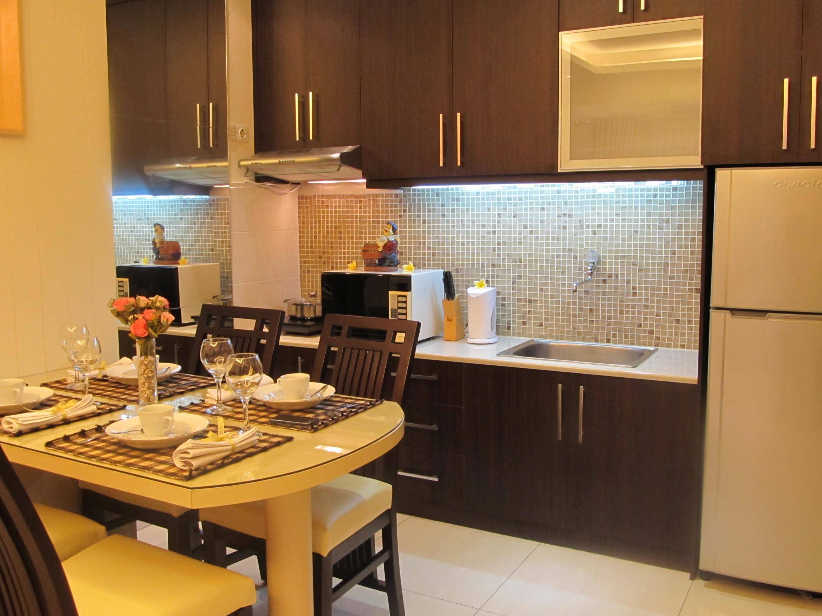 Ravarine Suite Apartment