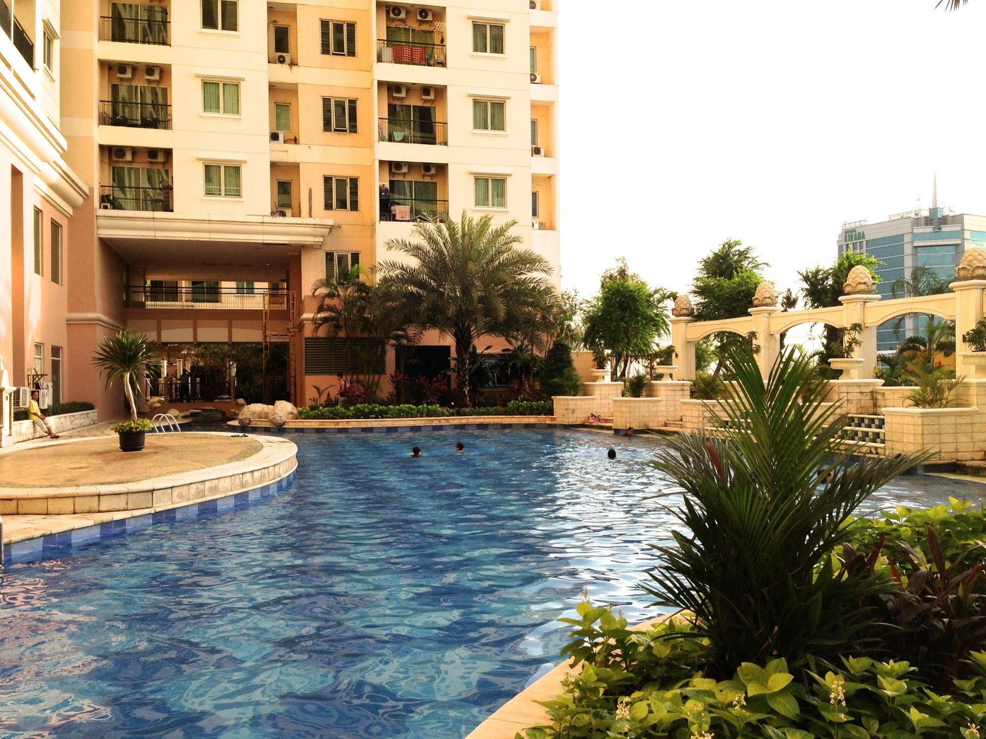 Ravarine Suite Apartment