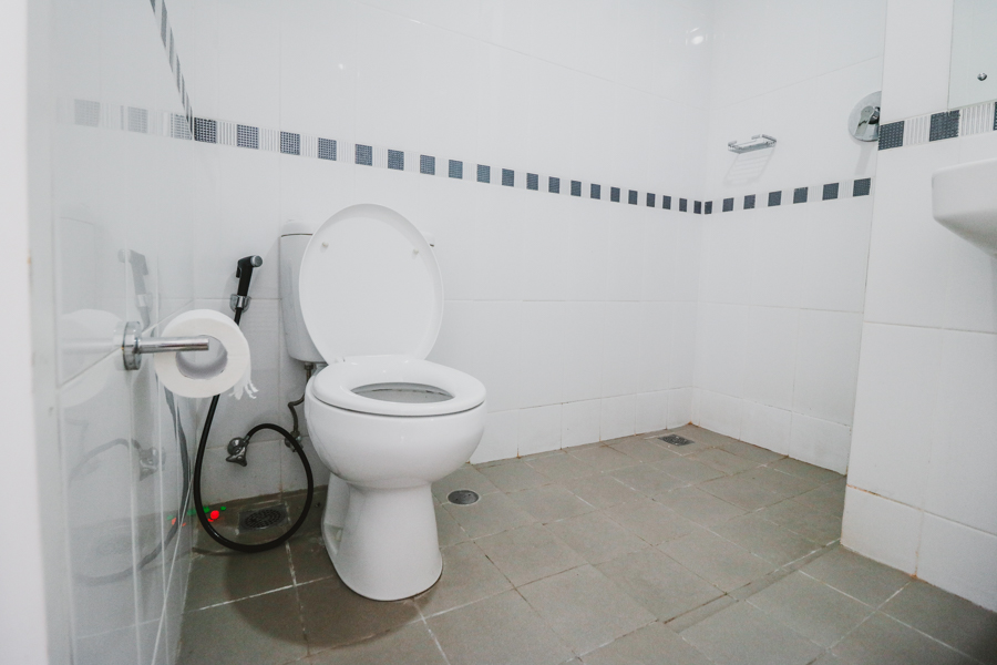 RedDoorz Apartment Near Summarecon Mall Serpong