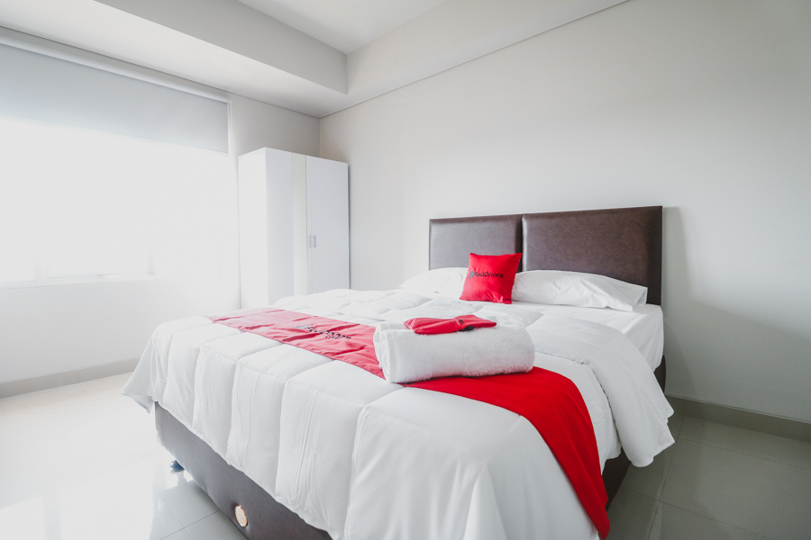 RedDoorz Apartment Near Summarecon Mall Serpong