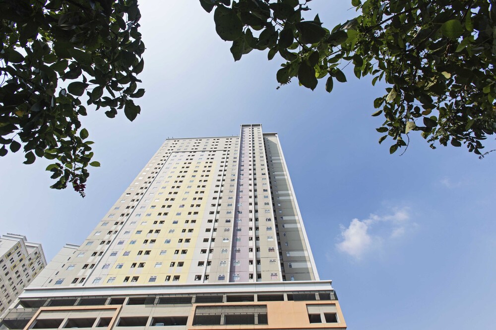 RedDoorz Apartment @ Pegangsaan Kelapa Gading 3