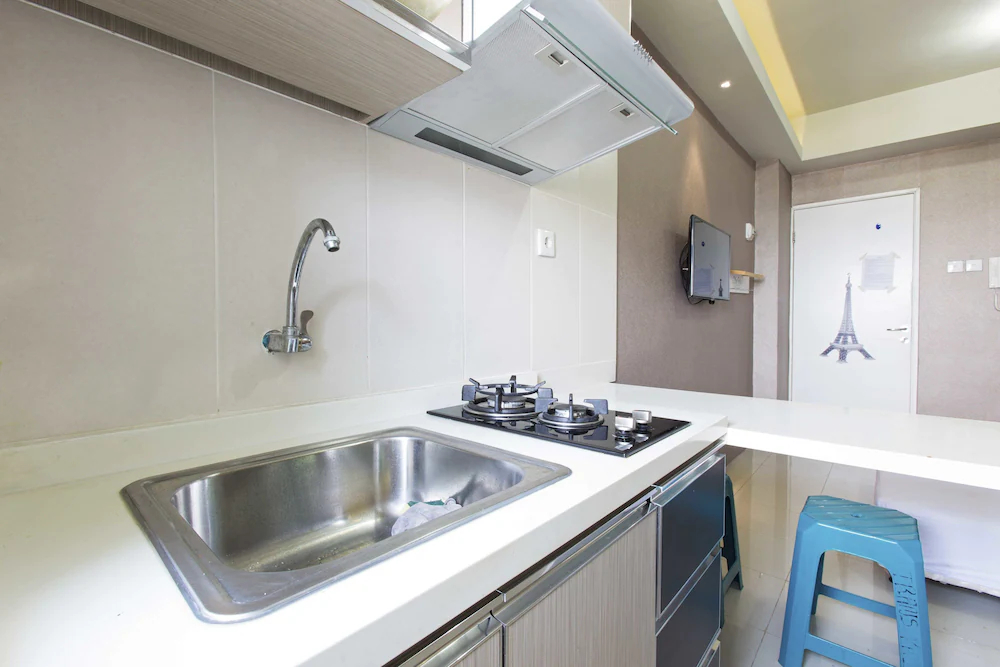 RedDoorz Apartment @ Pegangsaan Kelapa Gading 3