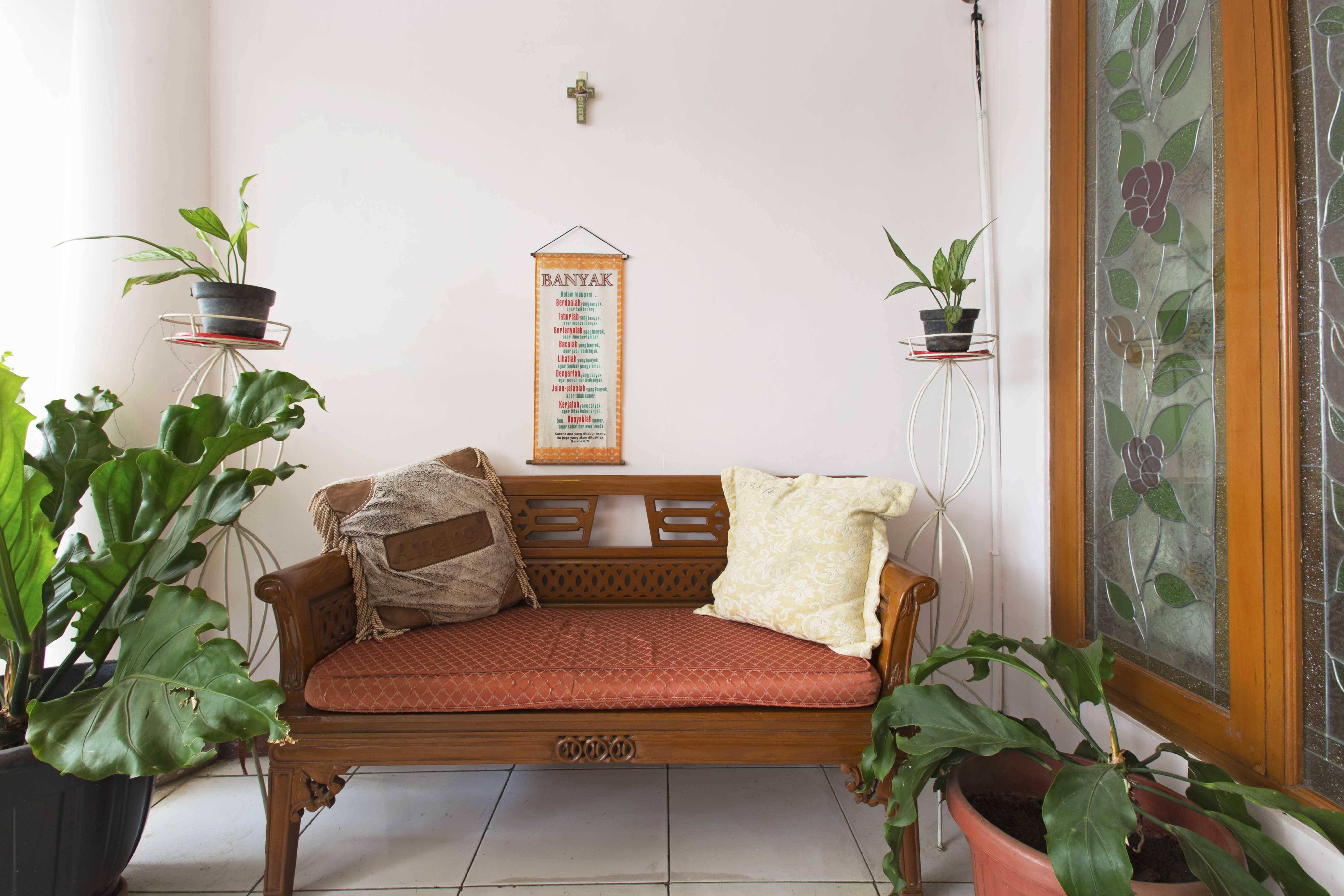 Sisca Guest House by RedDoorz