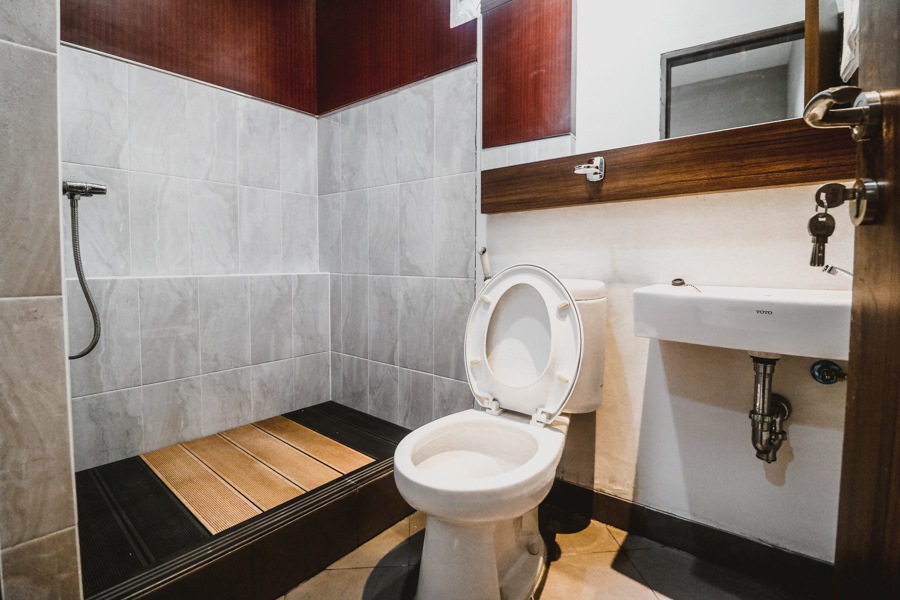 RedDoorz Near Kebon Jeruk Jakarta