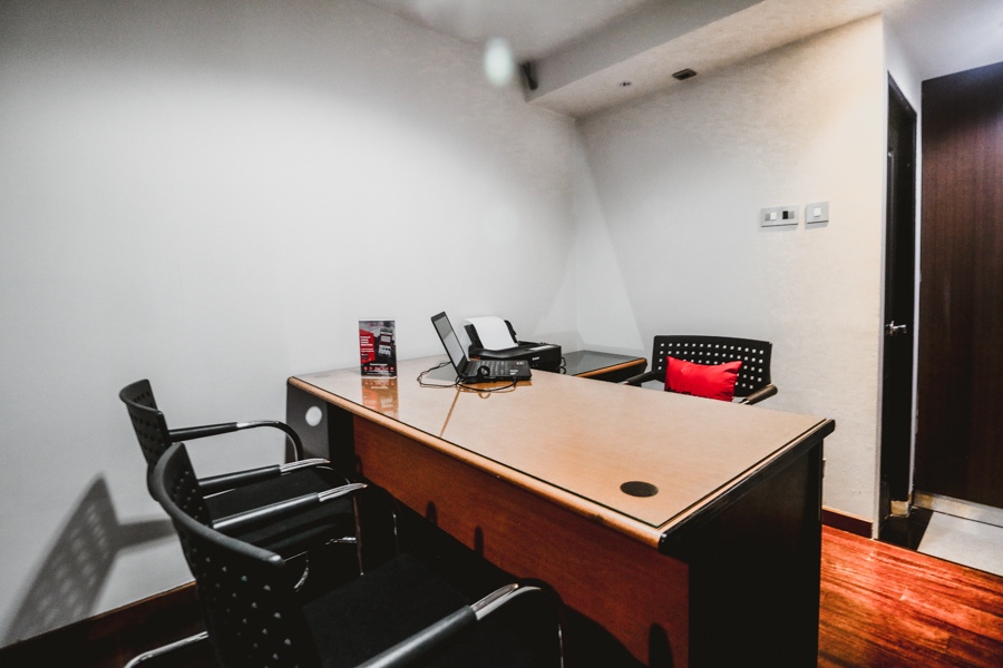 RedDoorz Near Kebon Jeruk Jakarta