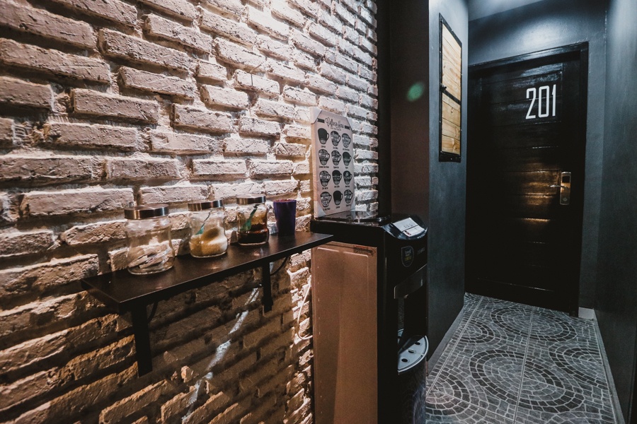 RedDoorz Near Lokasari Square Jakarta