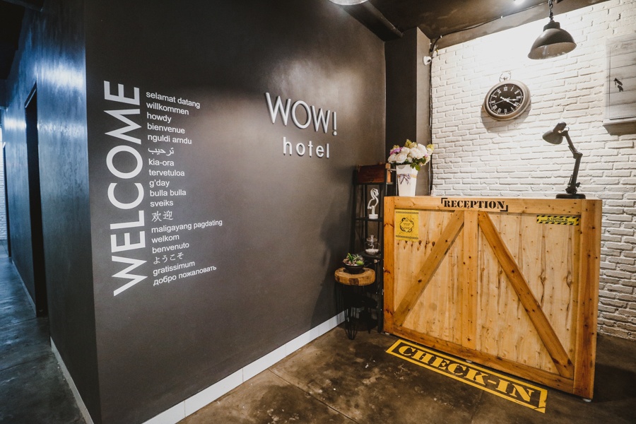 RedDoorz Near Lokasari Square Jakarta