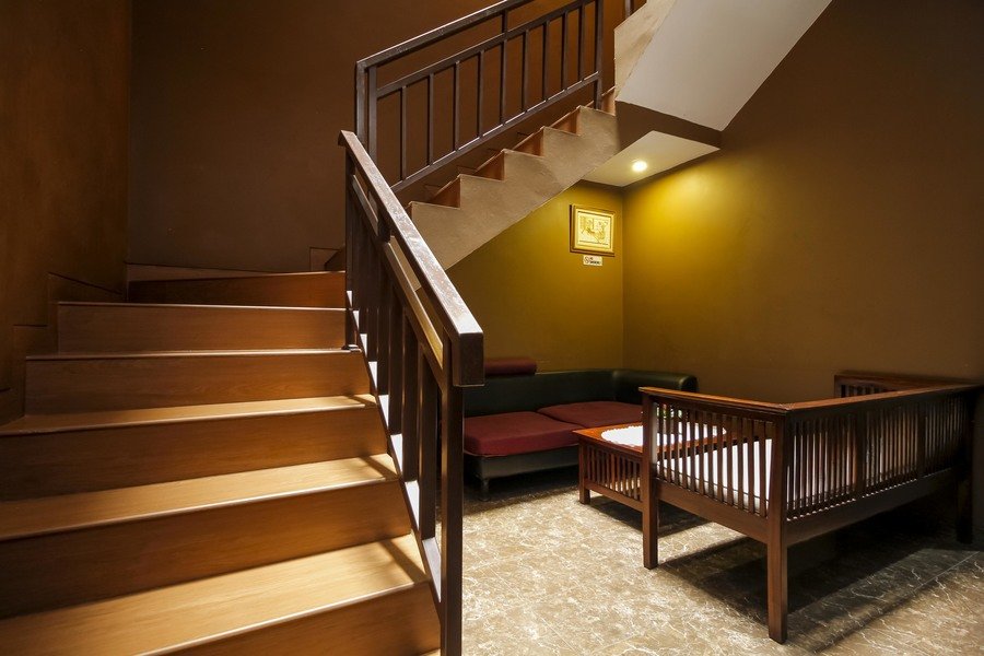 RedDoorz near Manggarai Station 2