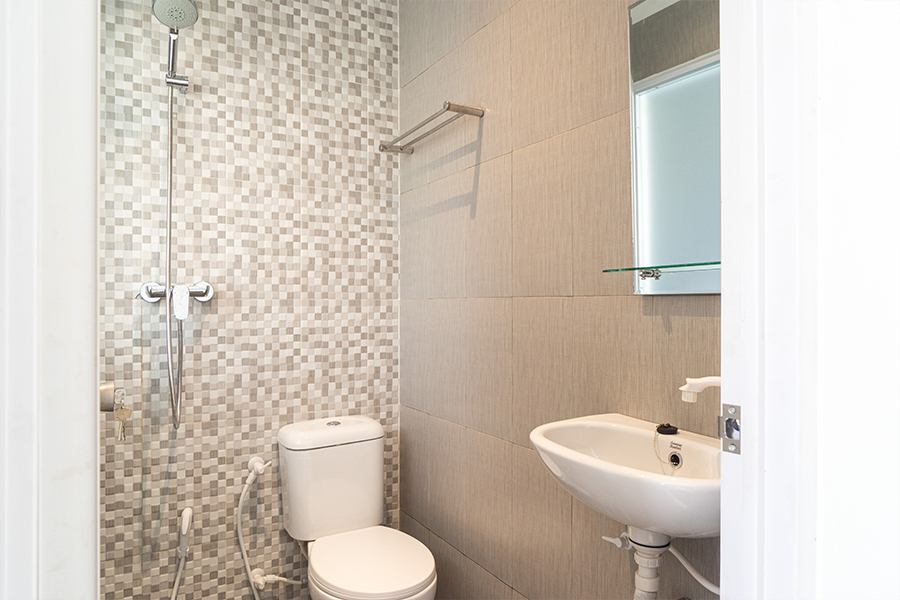 RedDoorz near Seasons City Mall