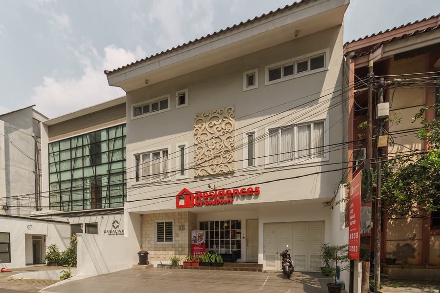 RedDoorz Near Setiabudi One Mall