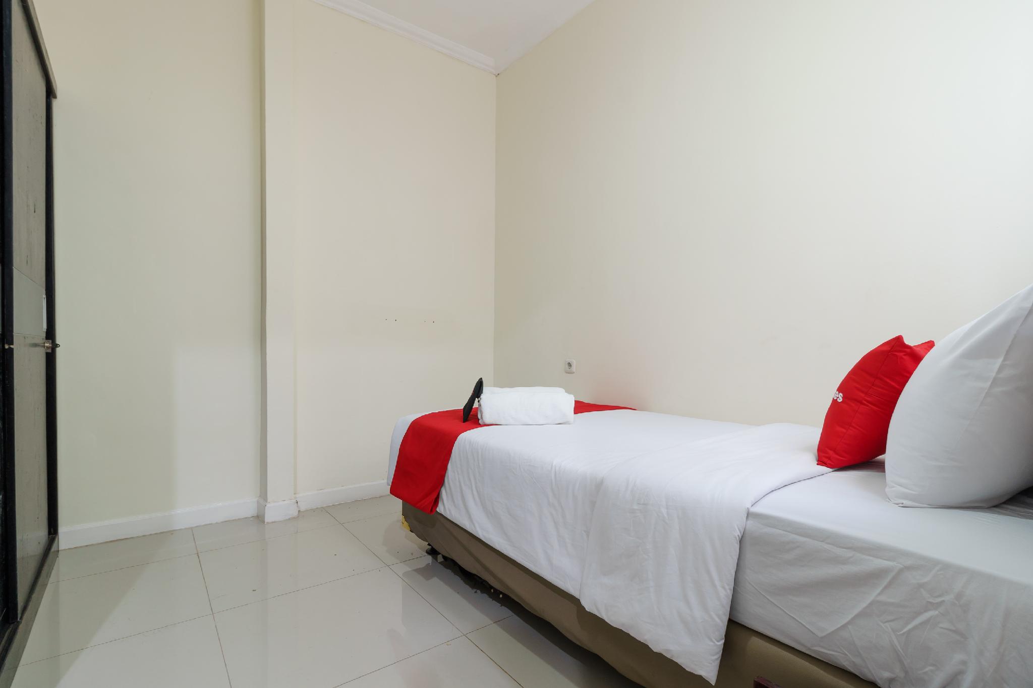 RedDoorz Near Setiabudi One Mall