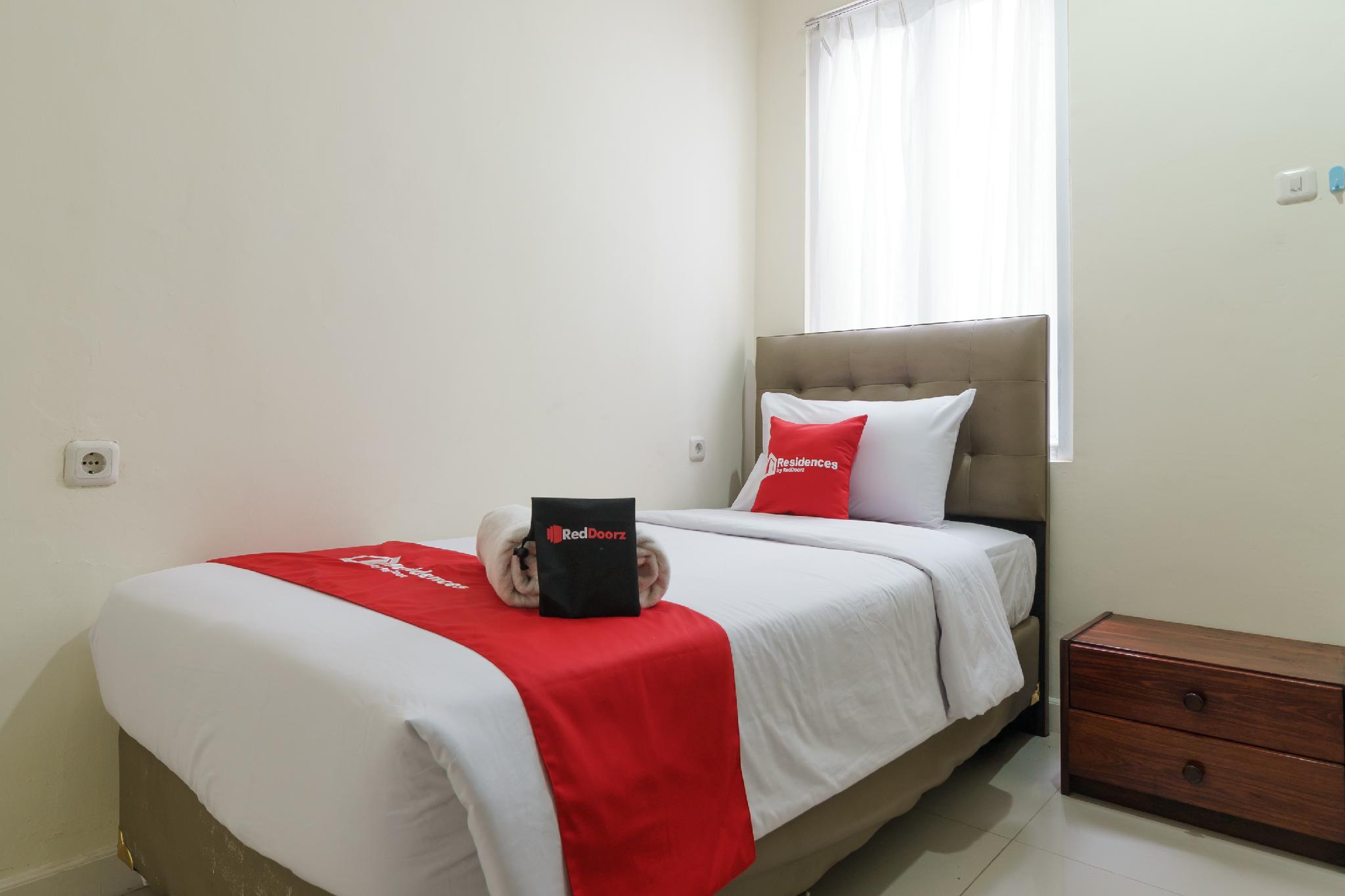 RedDoorz Near Setiabudi One Mall