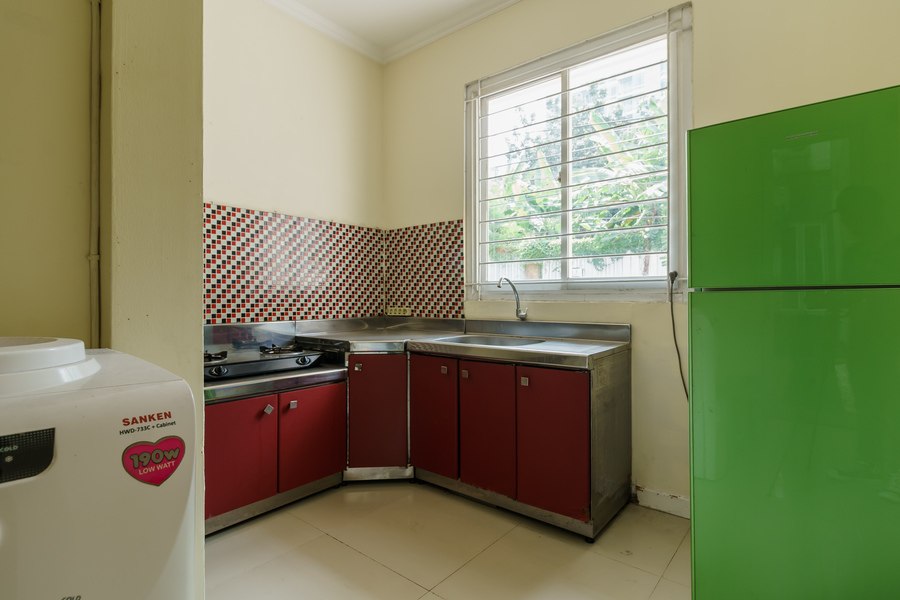 RedDoorz Near Setiabudi One Mall