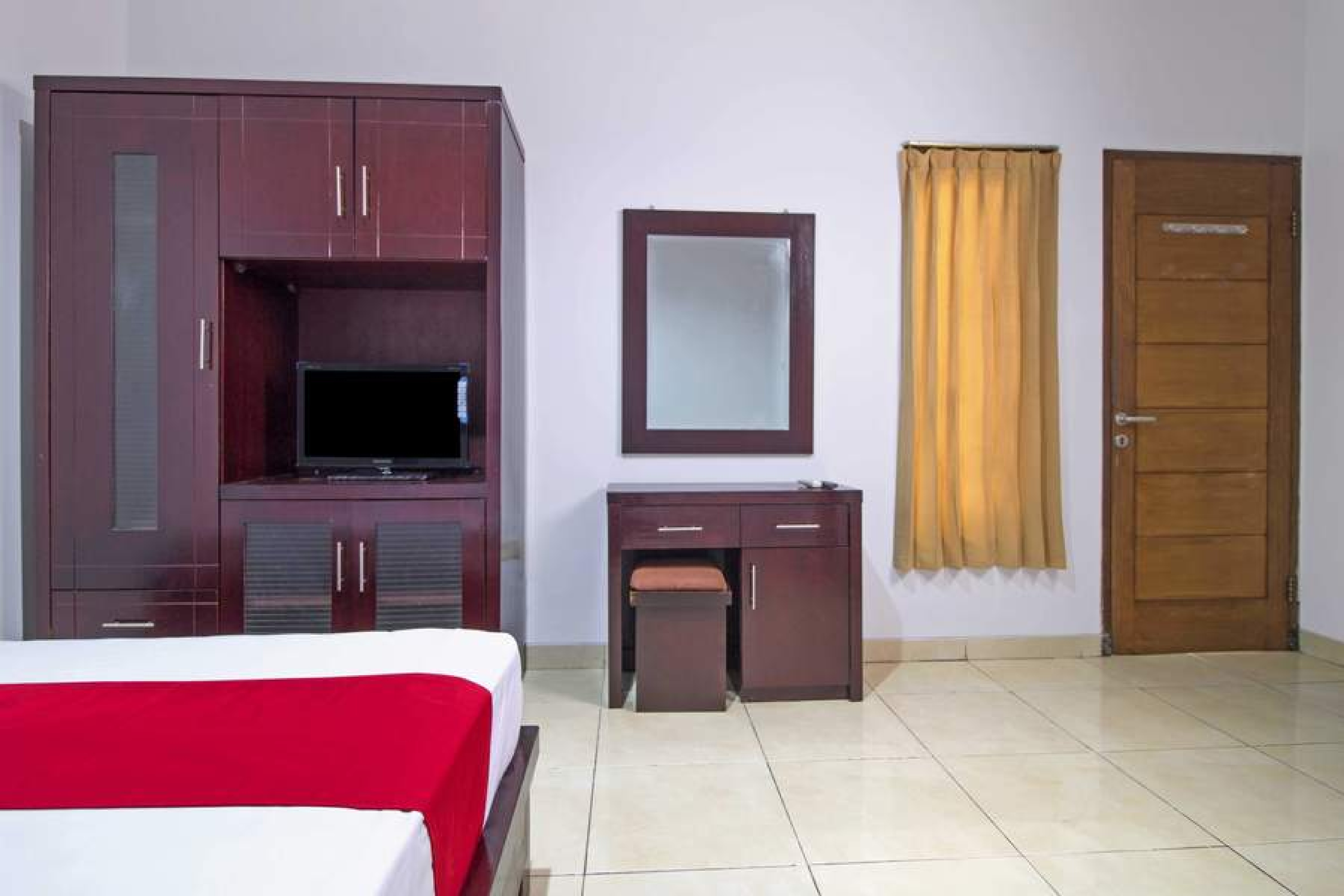 RedDoorz @ Pangeran Antasari 2