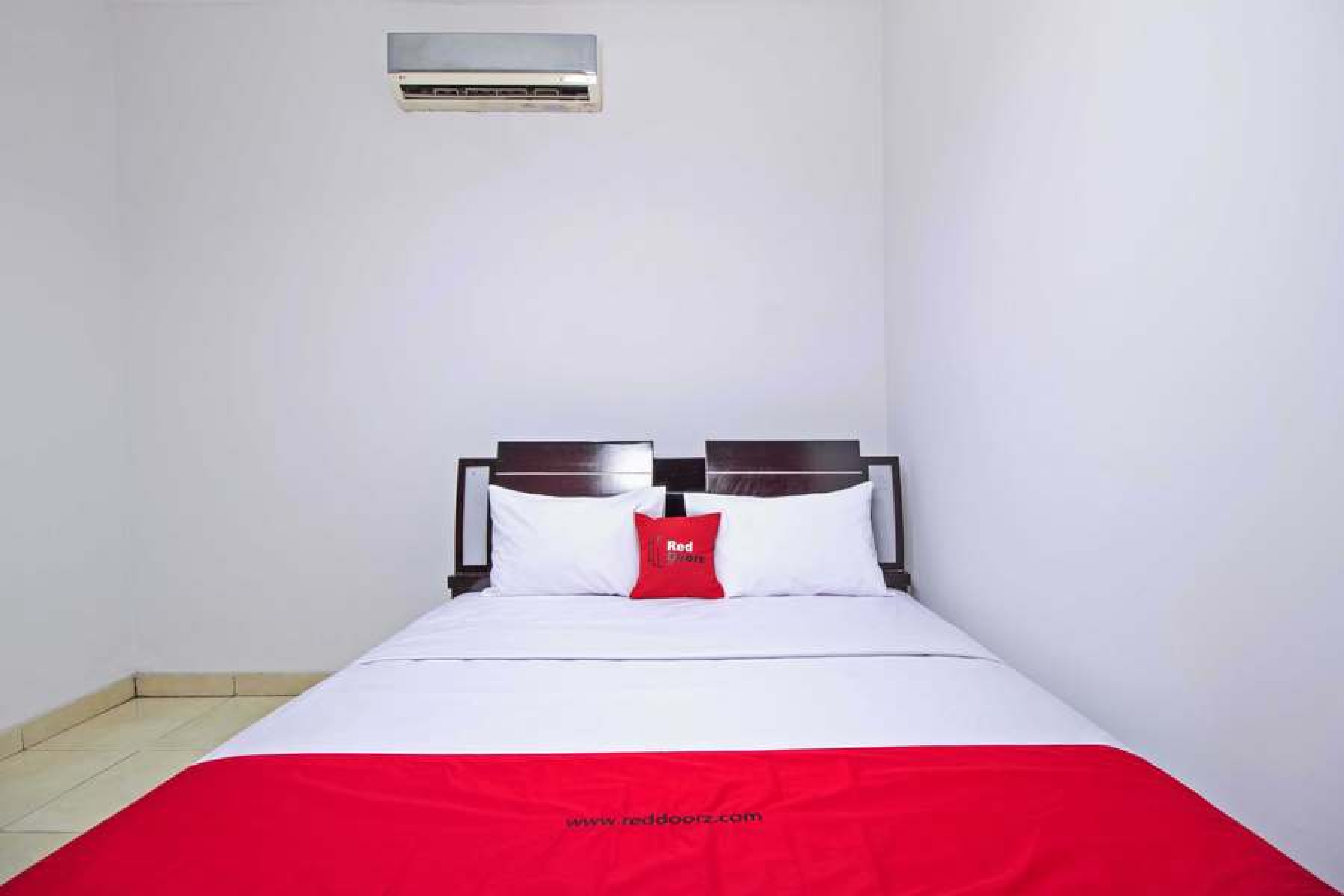 RedDoorz @ Pangeran Antasari 2