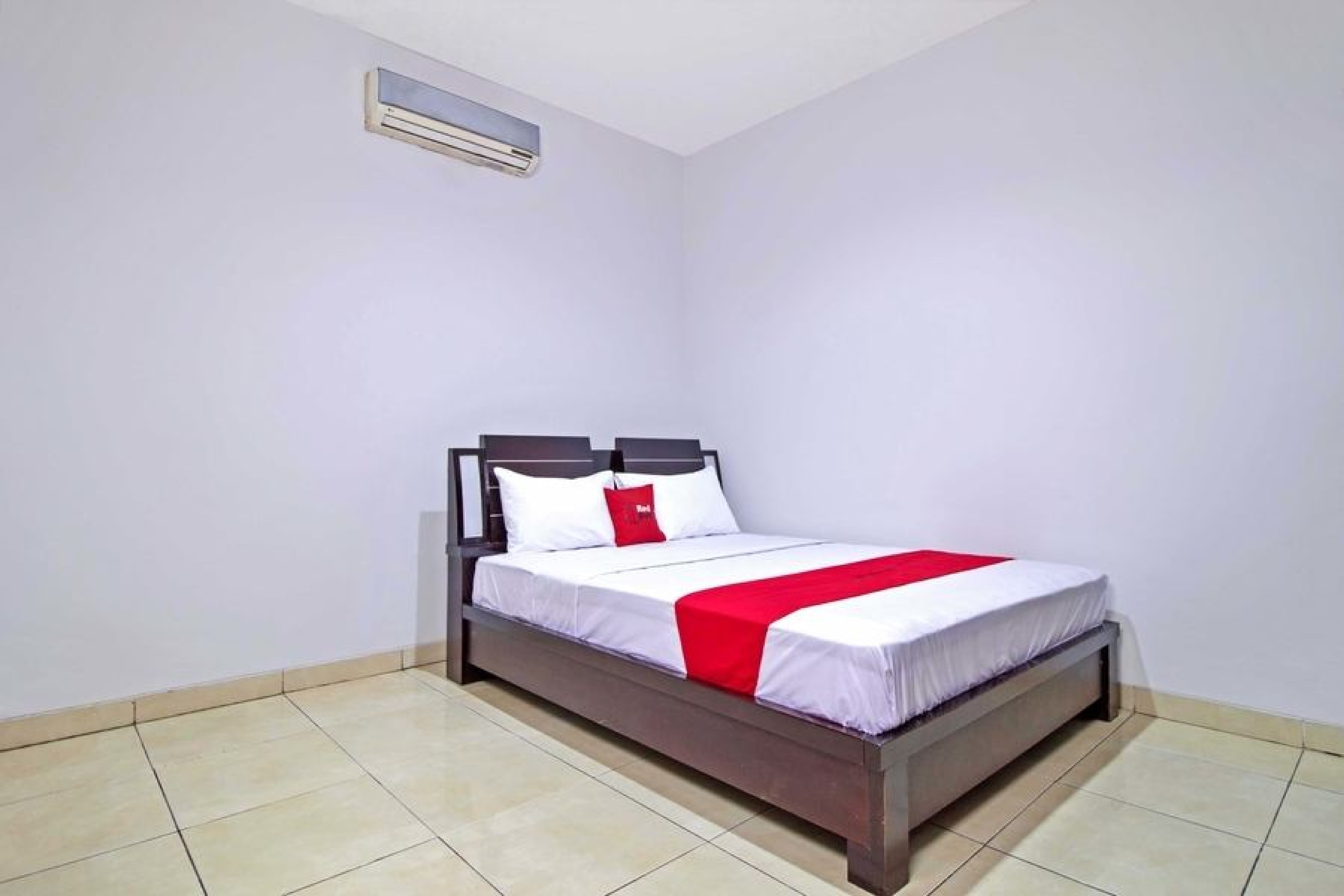 RedDoorz @ Pangeran Antasari 2