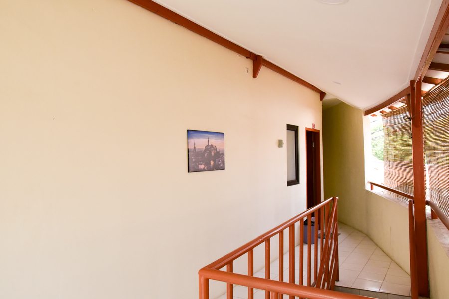 RedDoorz Plus near Ciputra World Kuningan 2