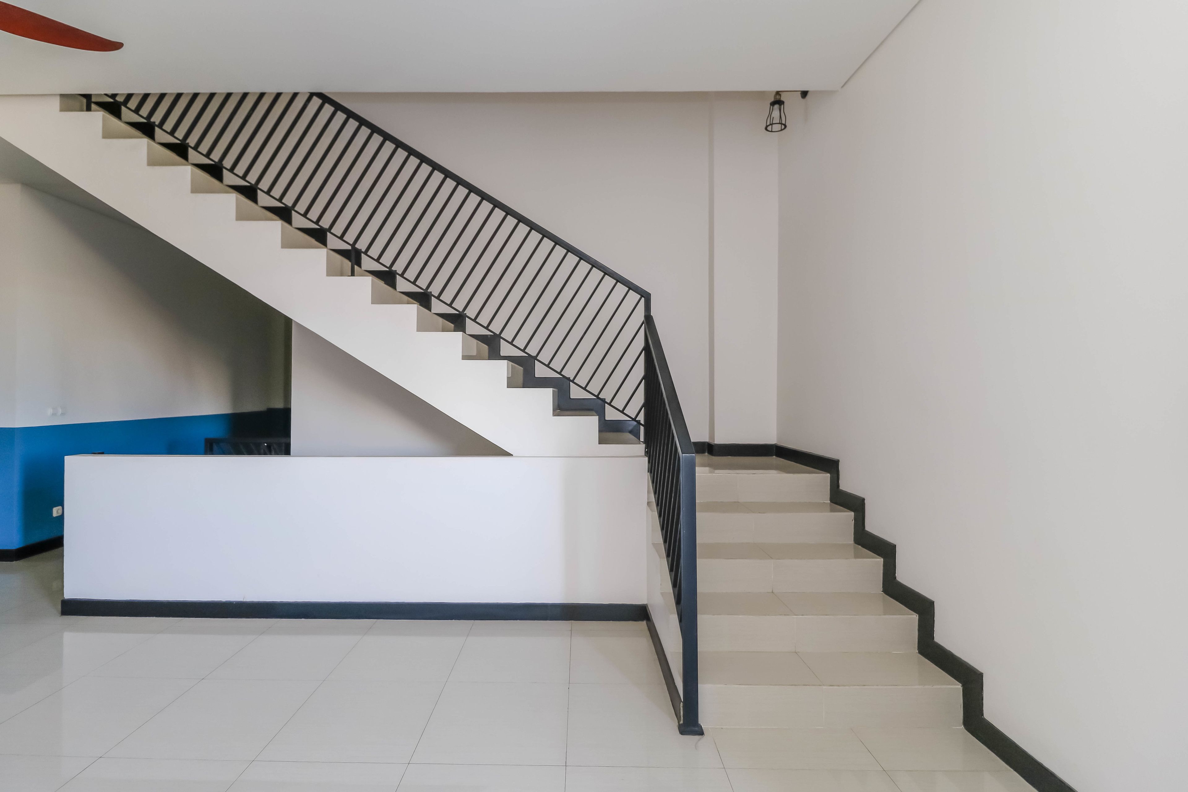 Reddoorz Plus W Guesthouse