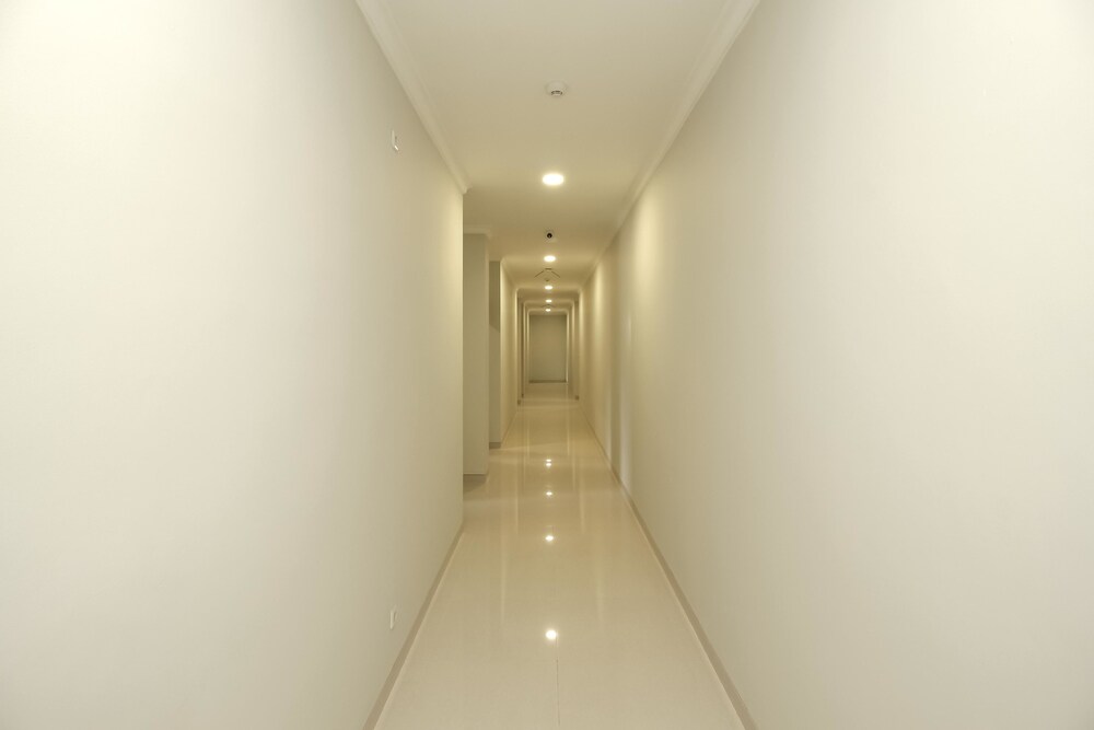 RedDoorz Premium Near Ragunan Zoo 2