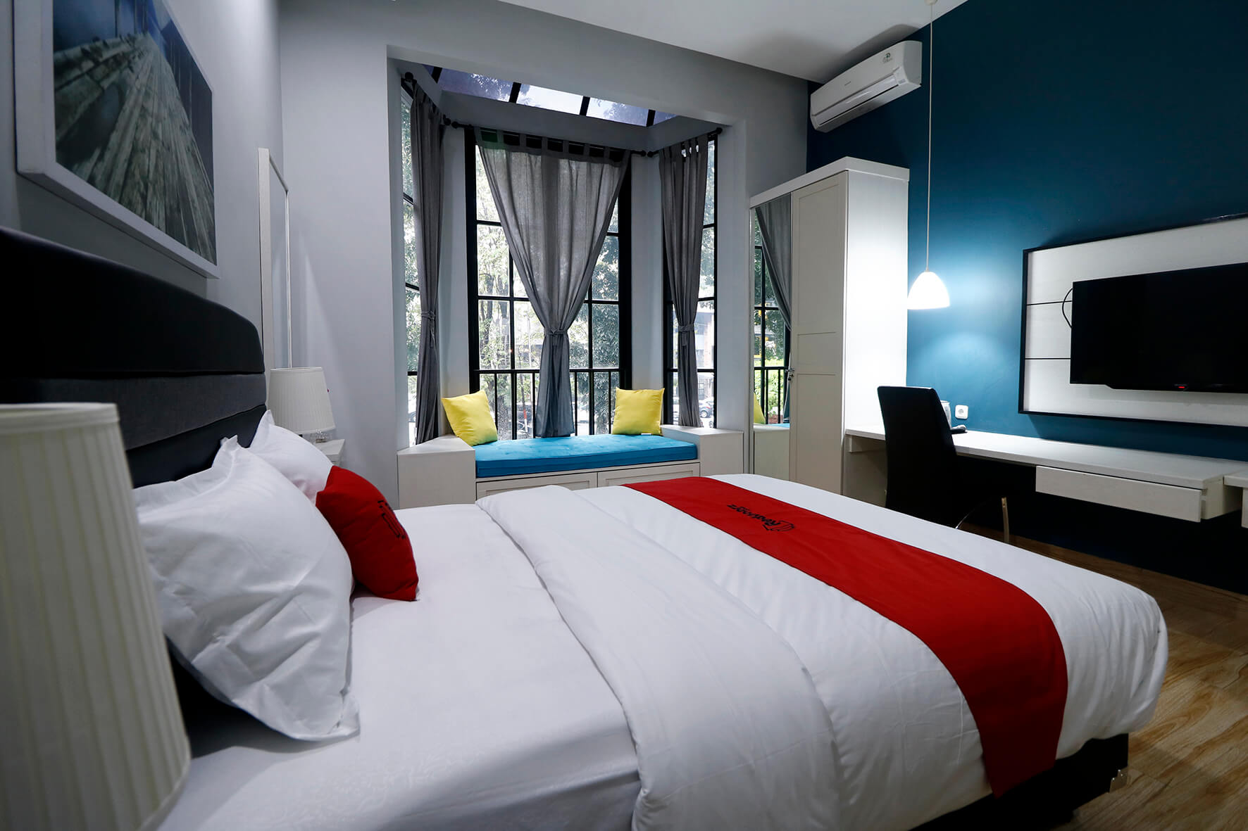 Reddoorz Premium Near Rs Pondok Indah