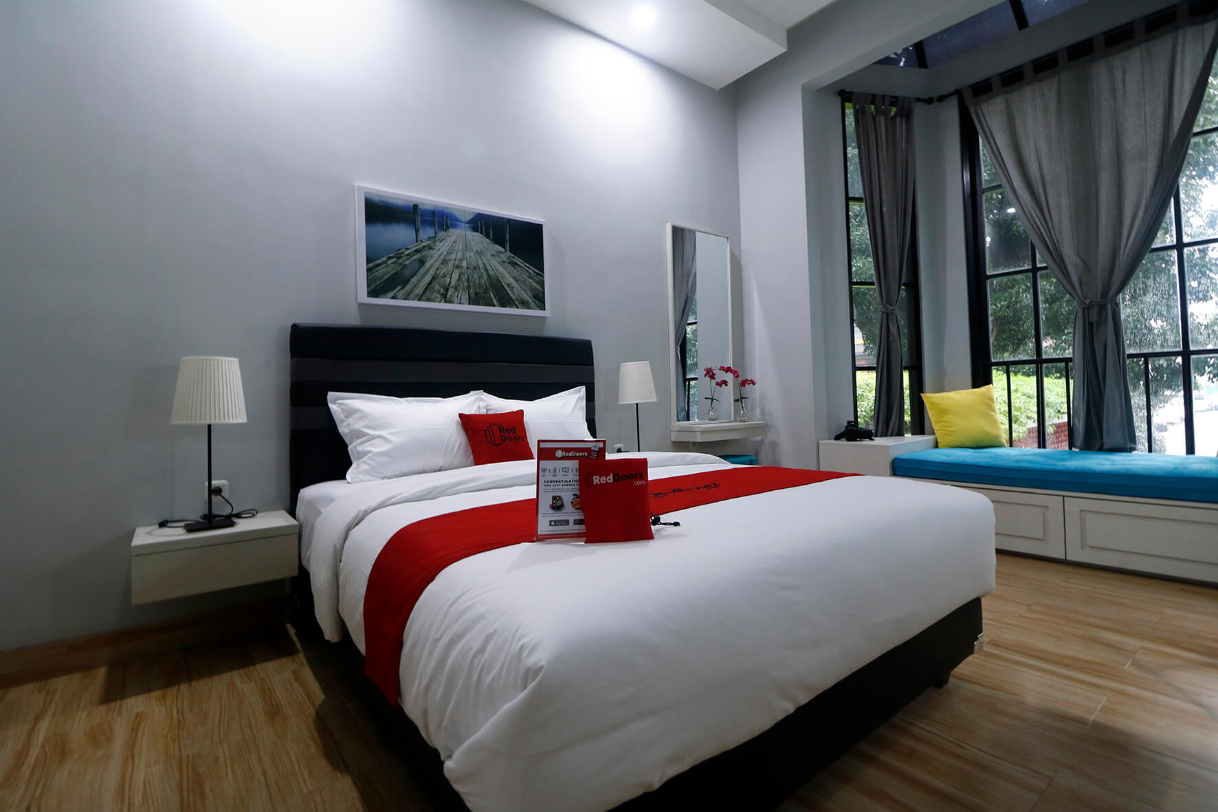 Reddoorz Premium Near Rs Pondok Indah