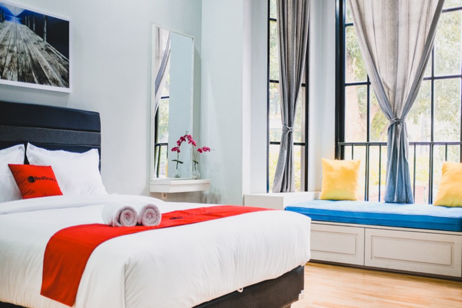 Reddoorz Premium Near Rs Pondok Indah