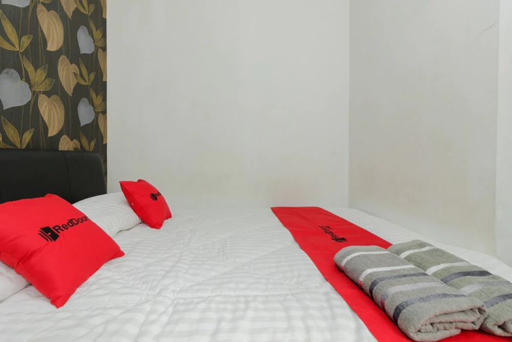 RedDoorz @ Taman Bendungan Asahan