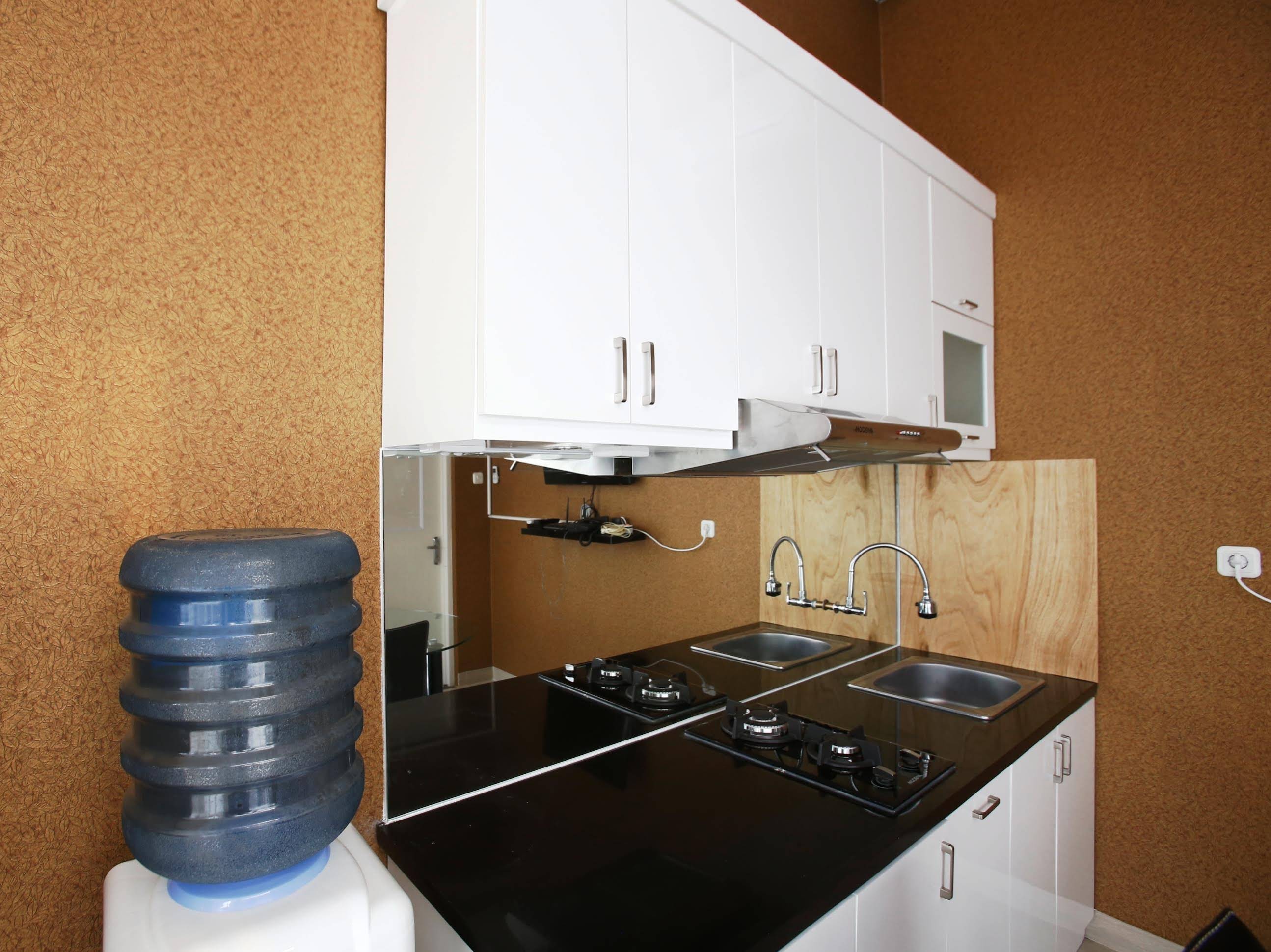 RedDoorz @ Taman Lebak Bulus