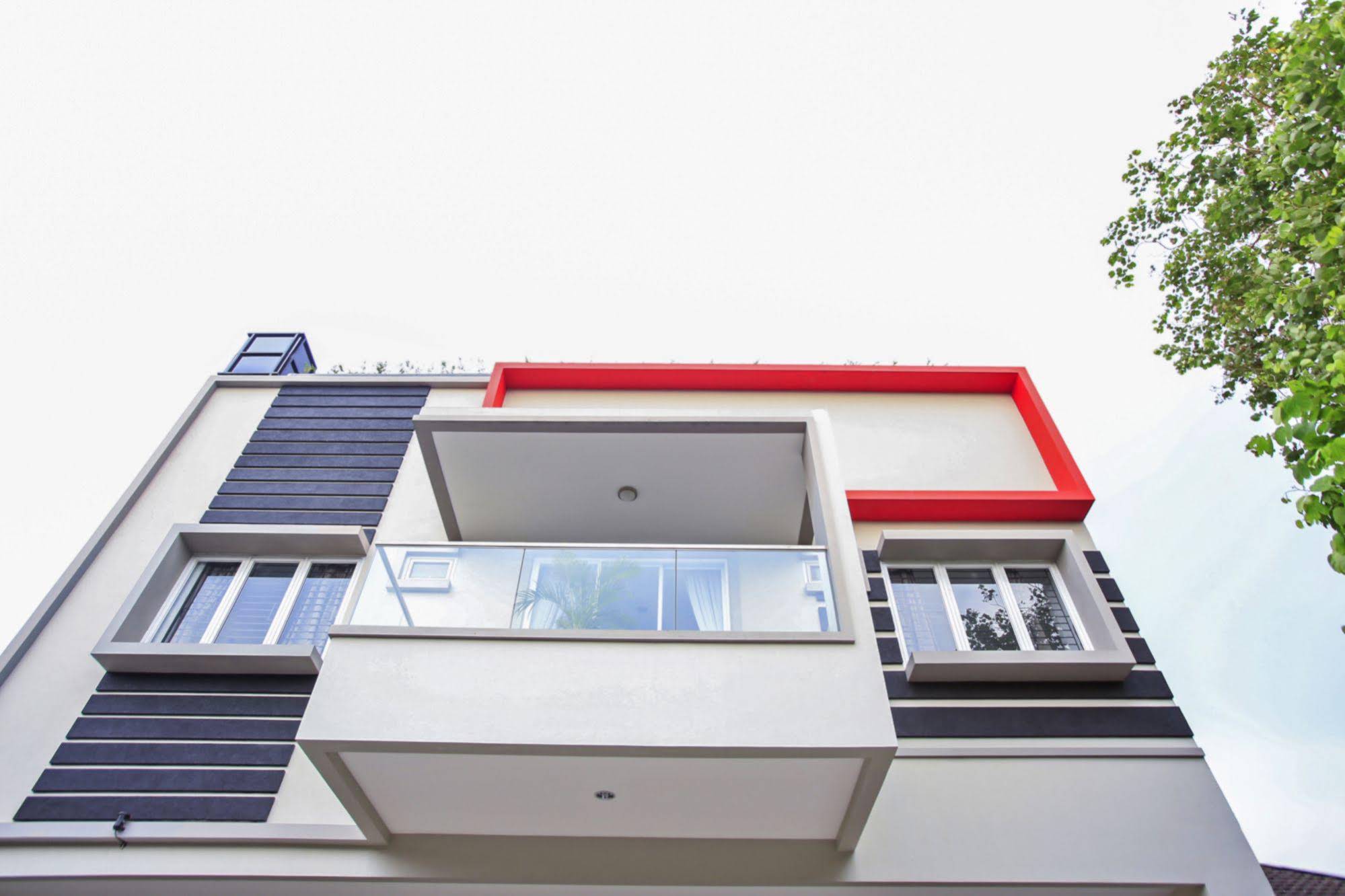 RedDoorz @ Taman Lebak Bulus