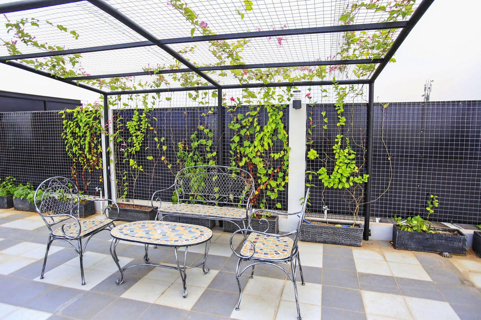 RedDoorz @ Taman Lebak Bulus