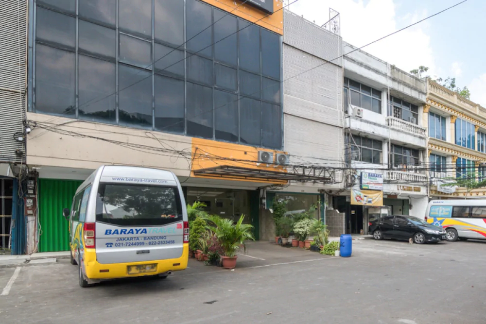 RedDoorz @ Tebet Barat 2