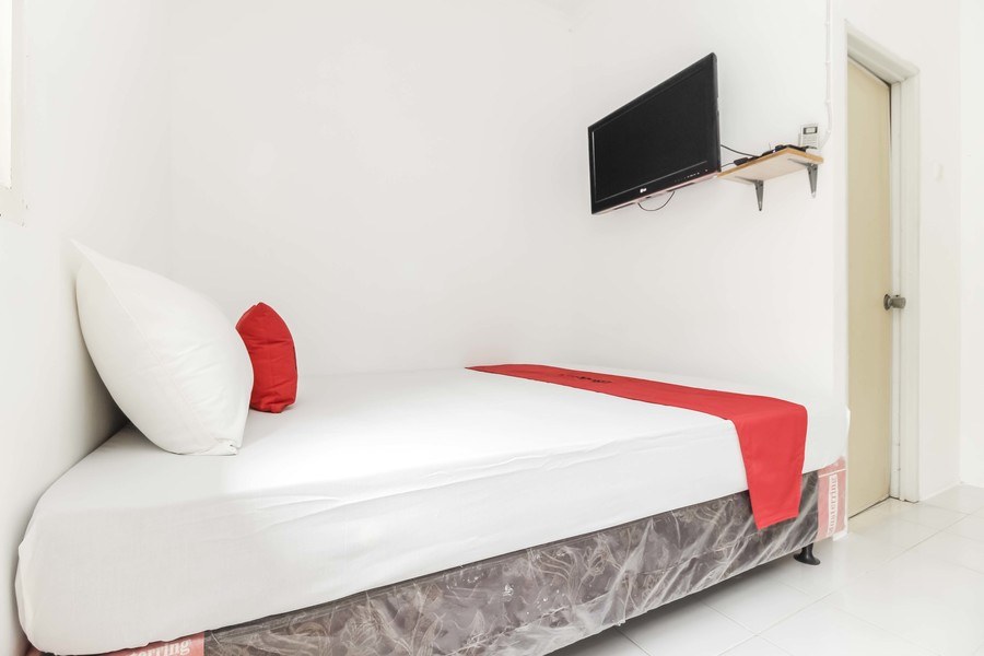 RedDoorz @ Tondano Benhil