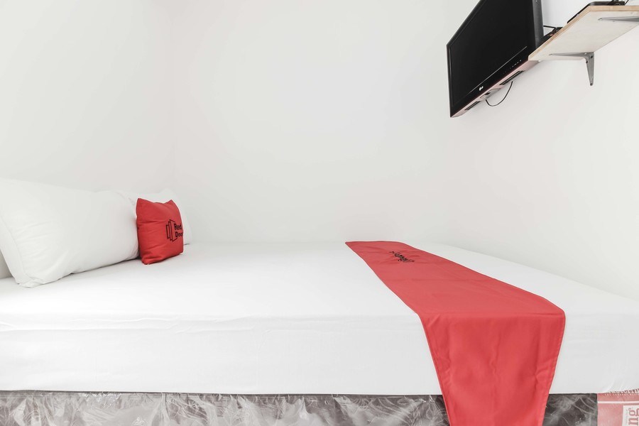 RedDoorz @ Tondano Benhil