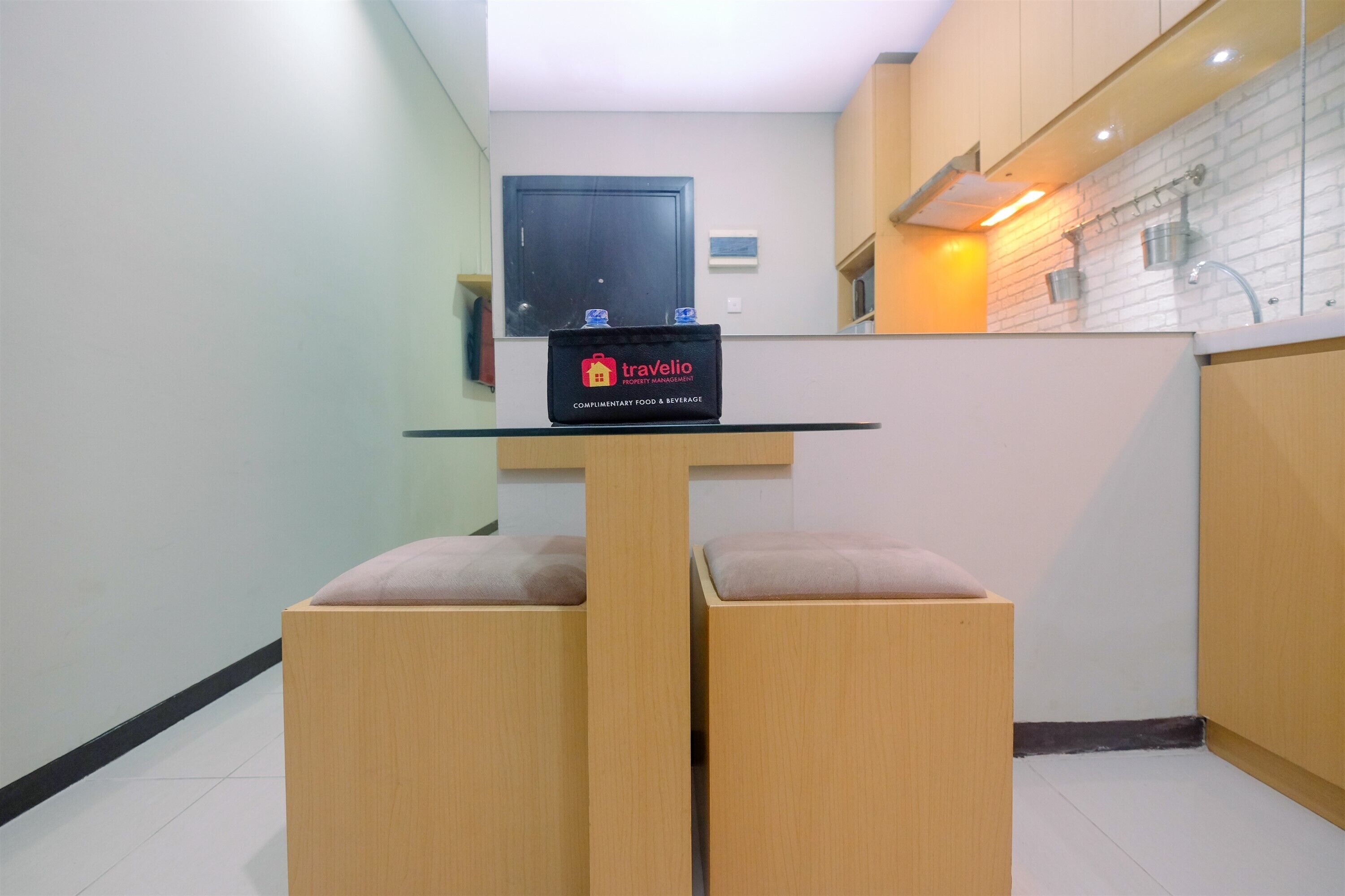 Relax Studio at Nifarro Apartment