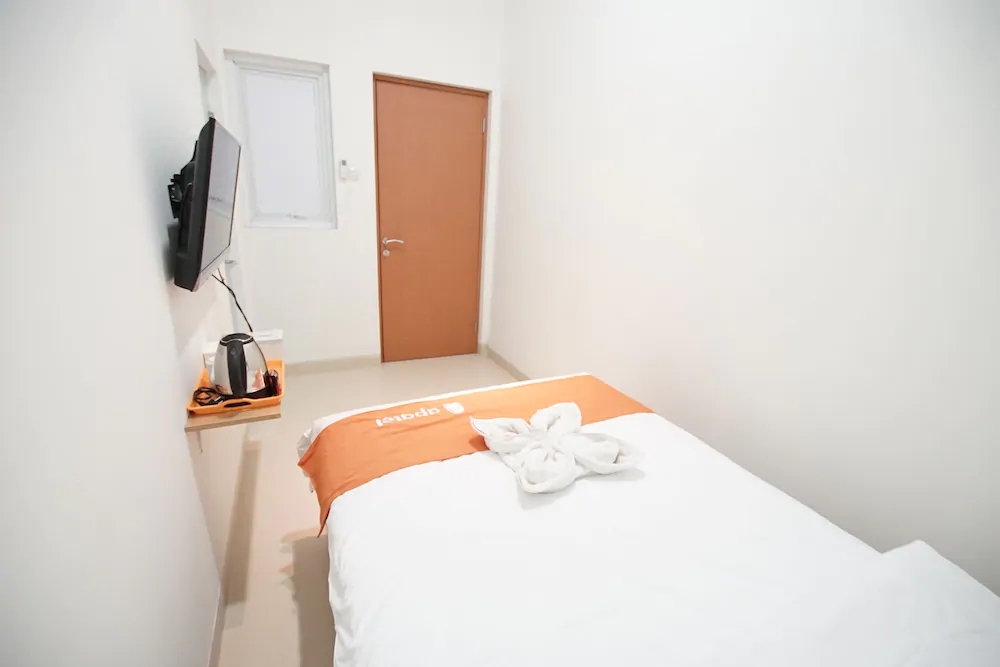 Rendezvous Sunter 1 by Apatel