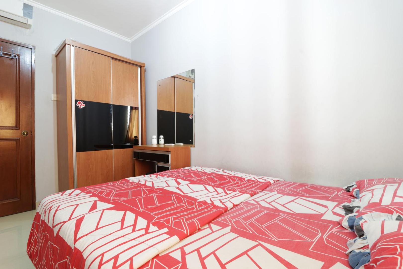 Rent House Center at Apartement Mediterania Gajah Mada