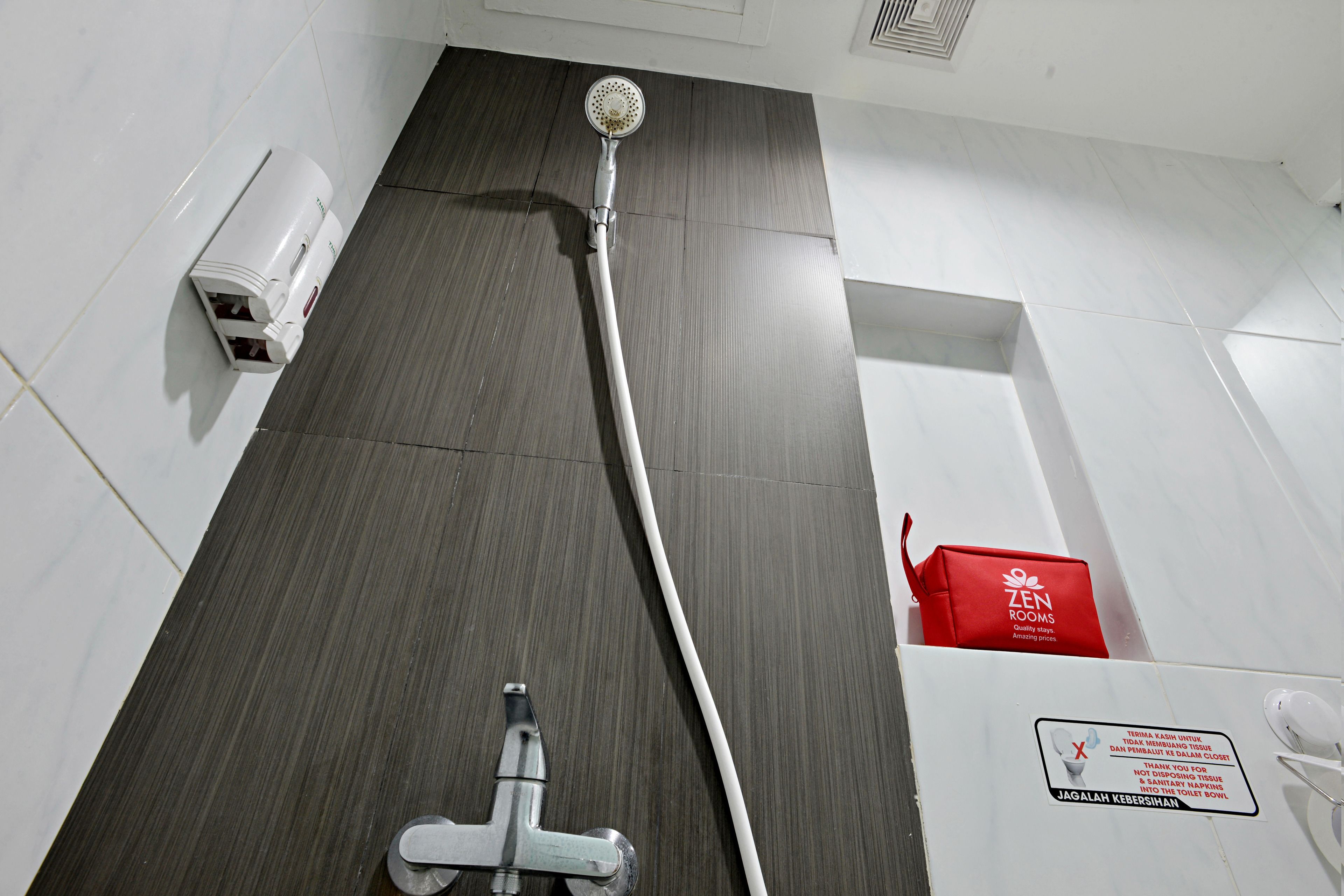 Residence100 by ZEN Rooms