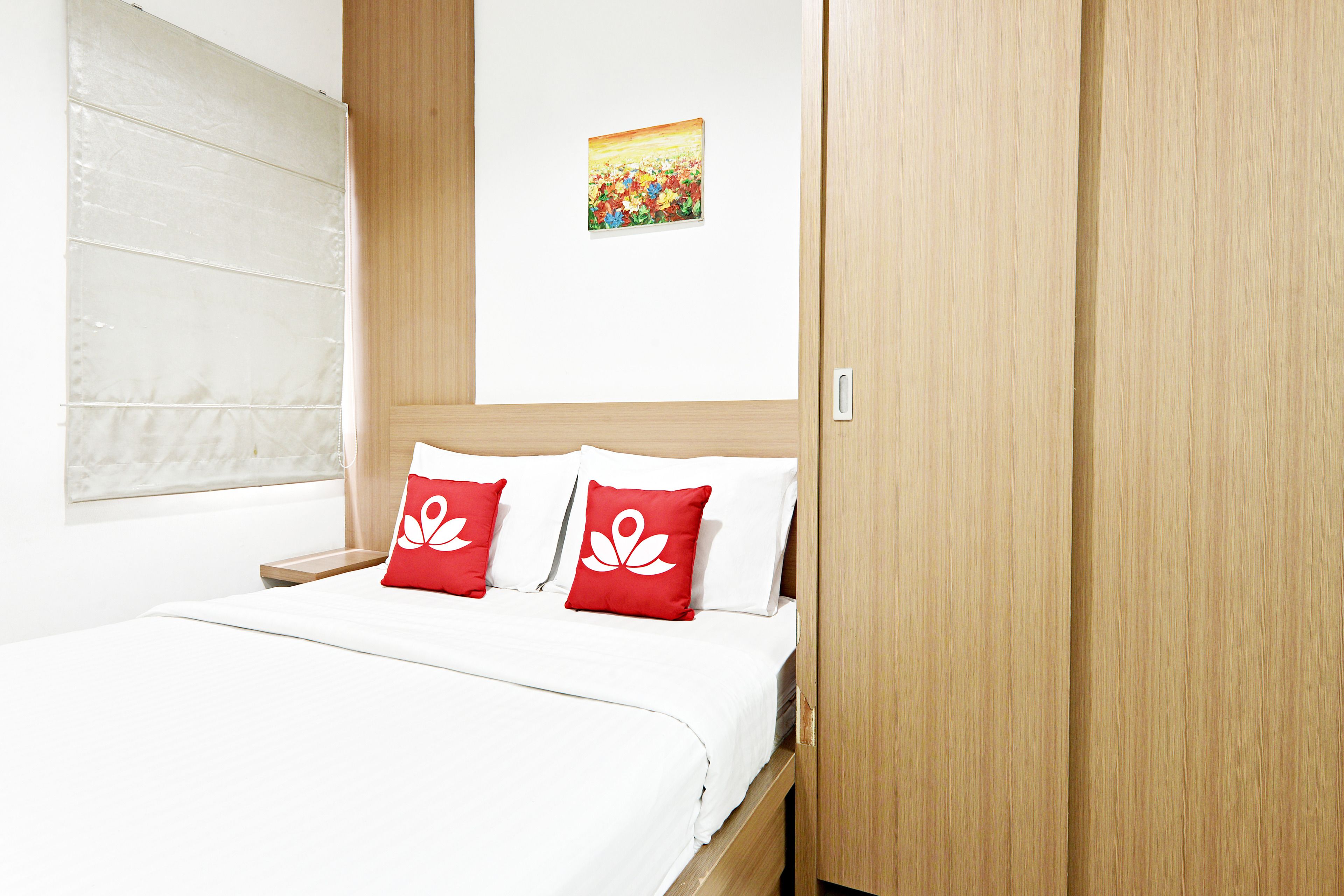 Residence100 by ZEN Rooms