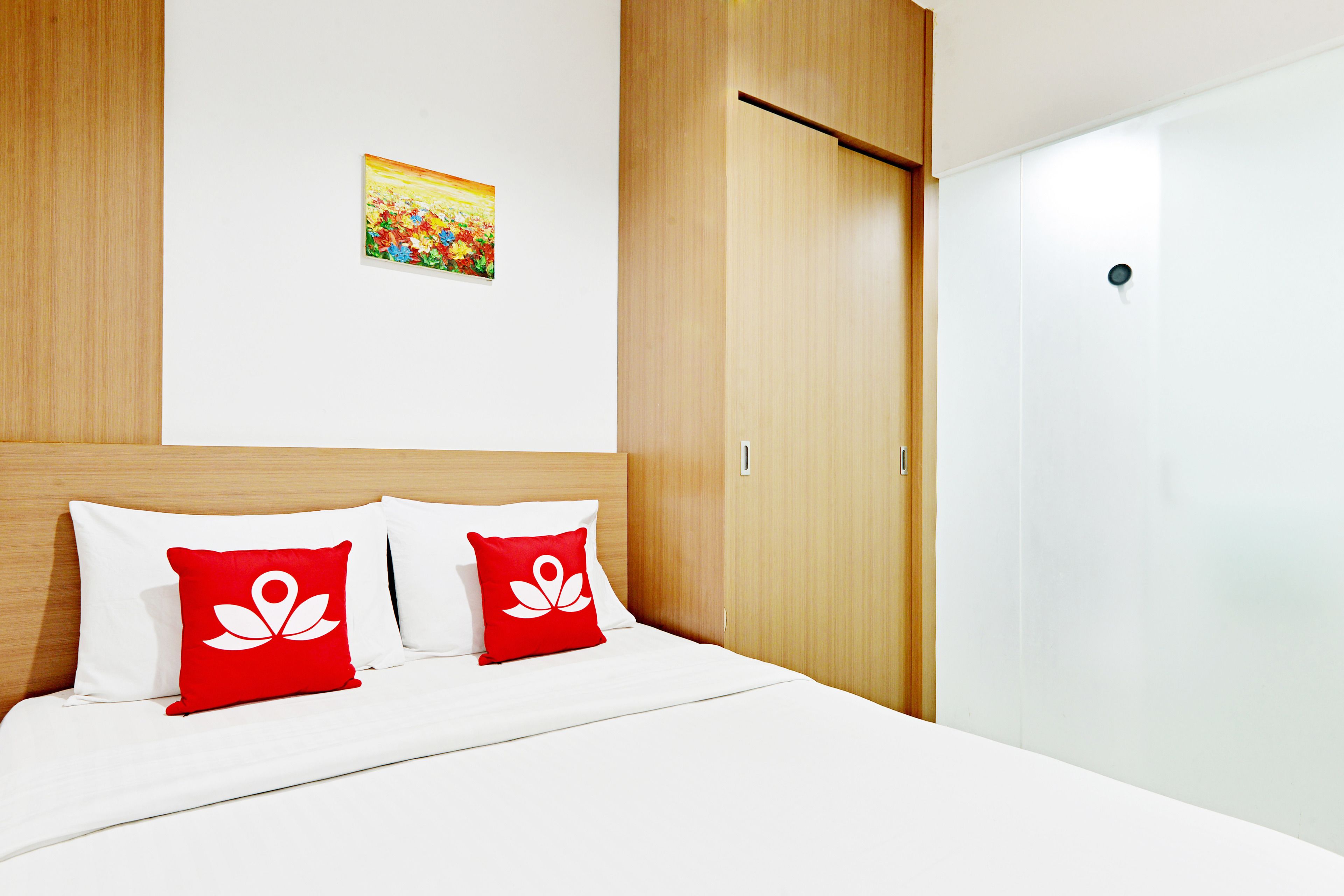 Residence100 by ZEN Rooms