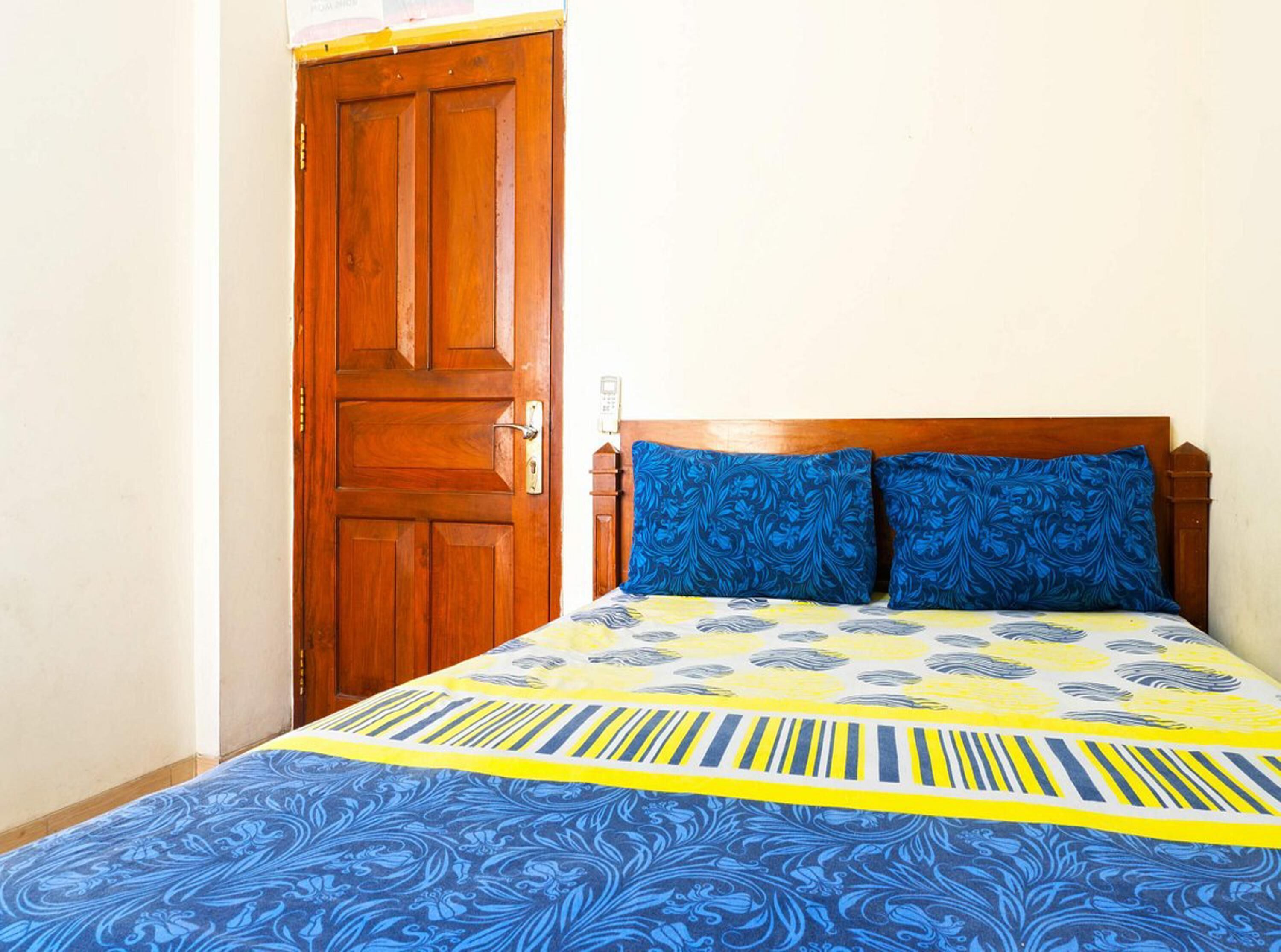 Residence 38 By Oyo Rooms