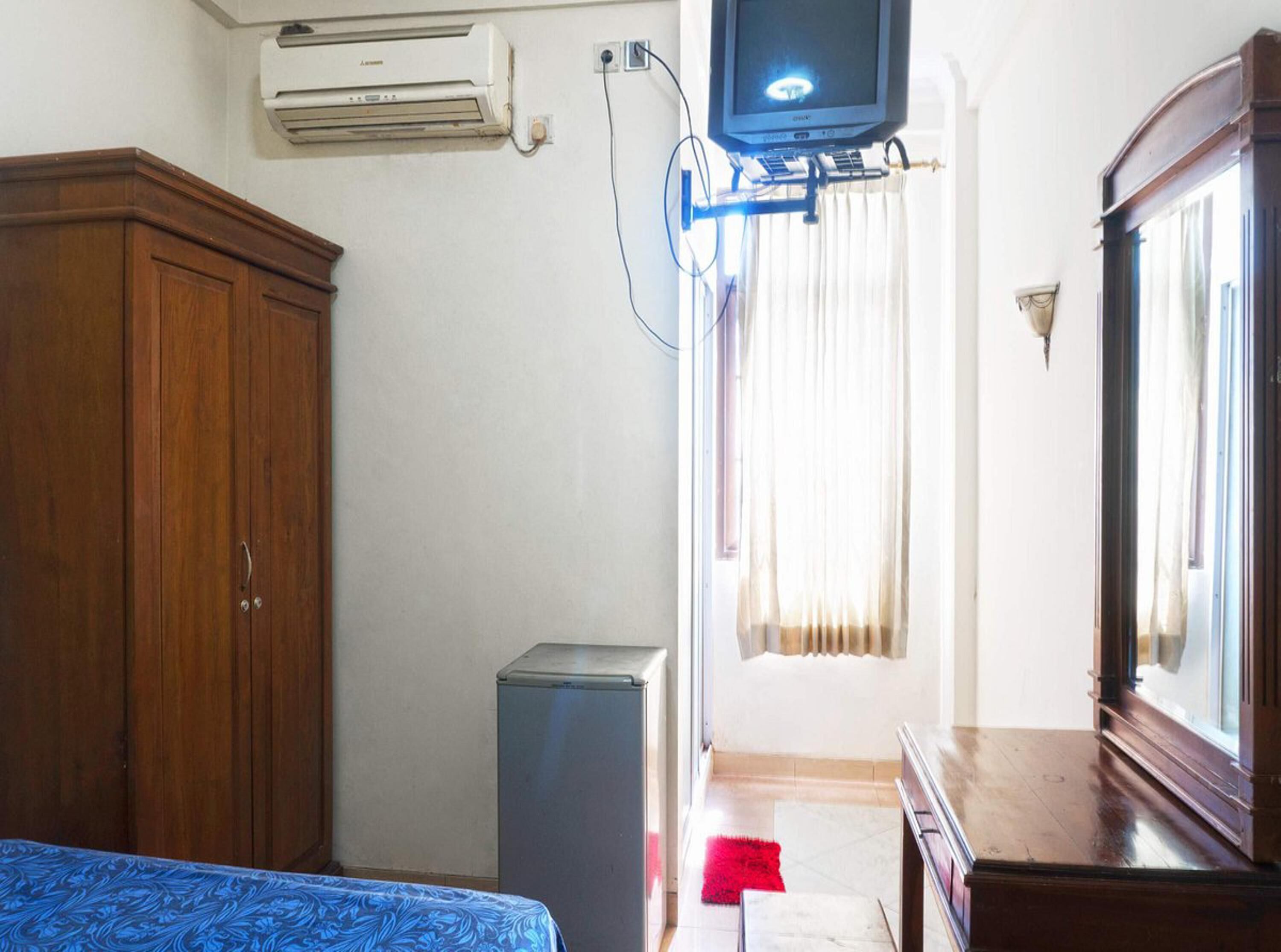 Residence 38 By Oyo Rooms