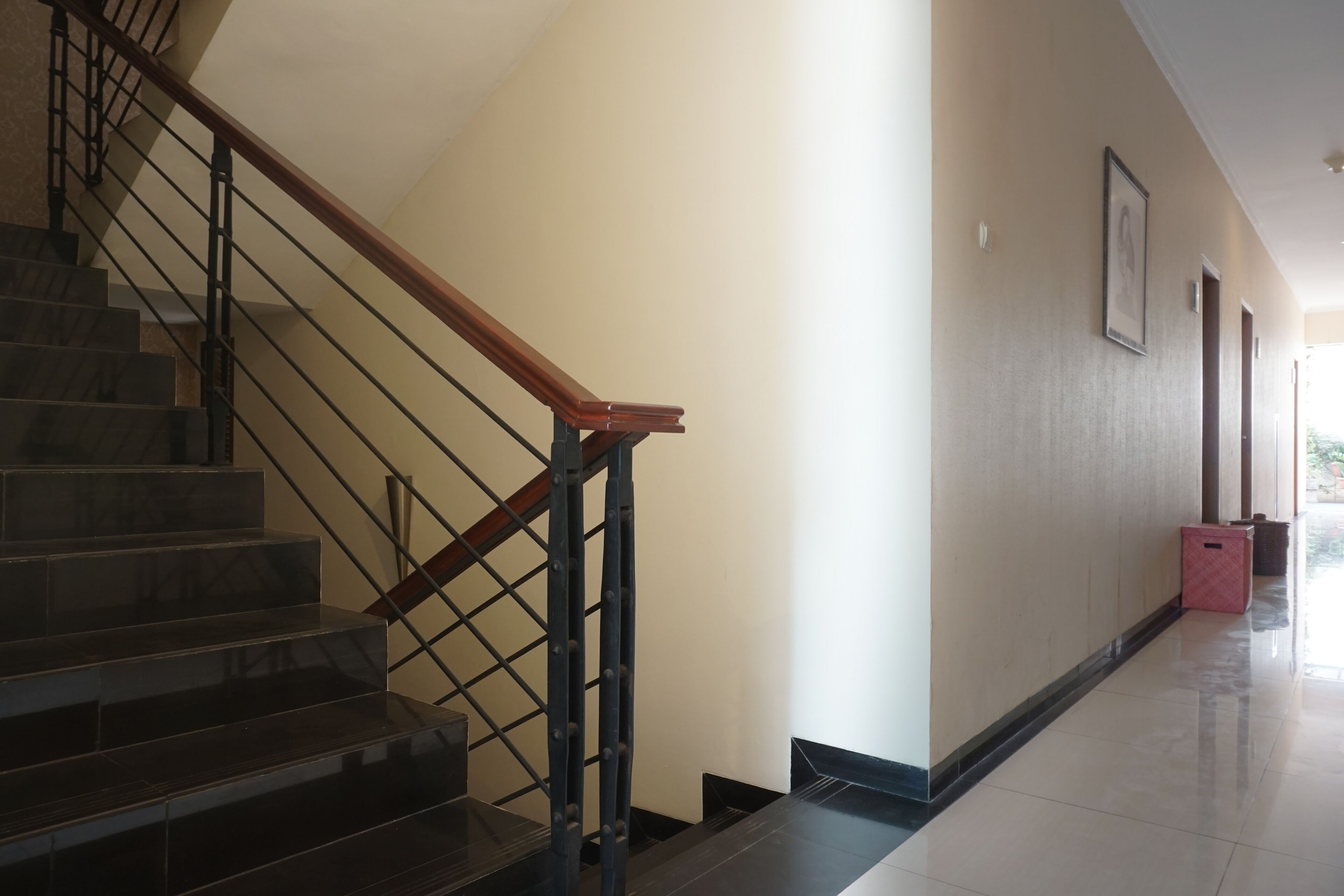 Residences By RedDoorz Syariah Near Tebet Timur Dalam