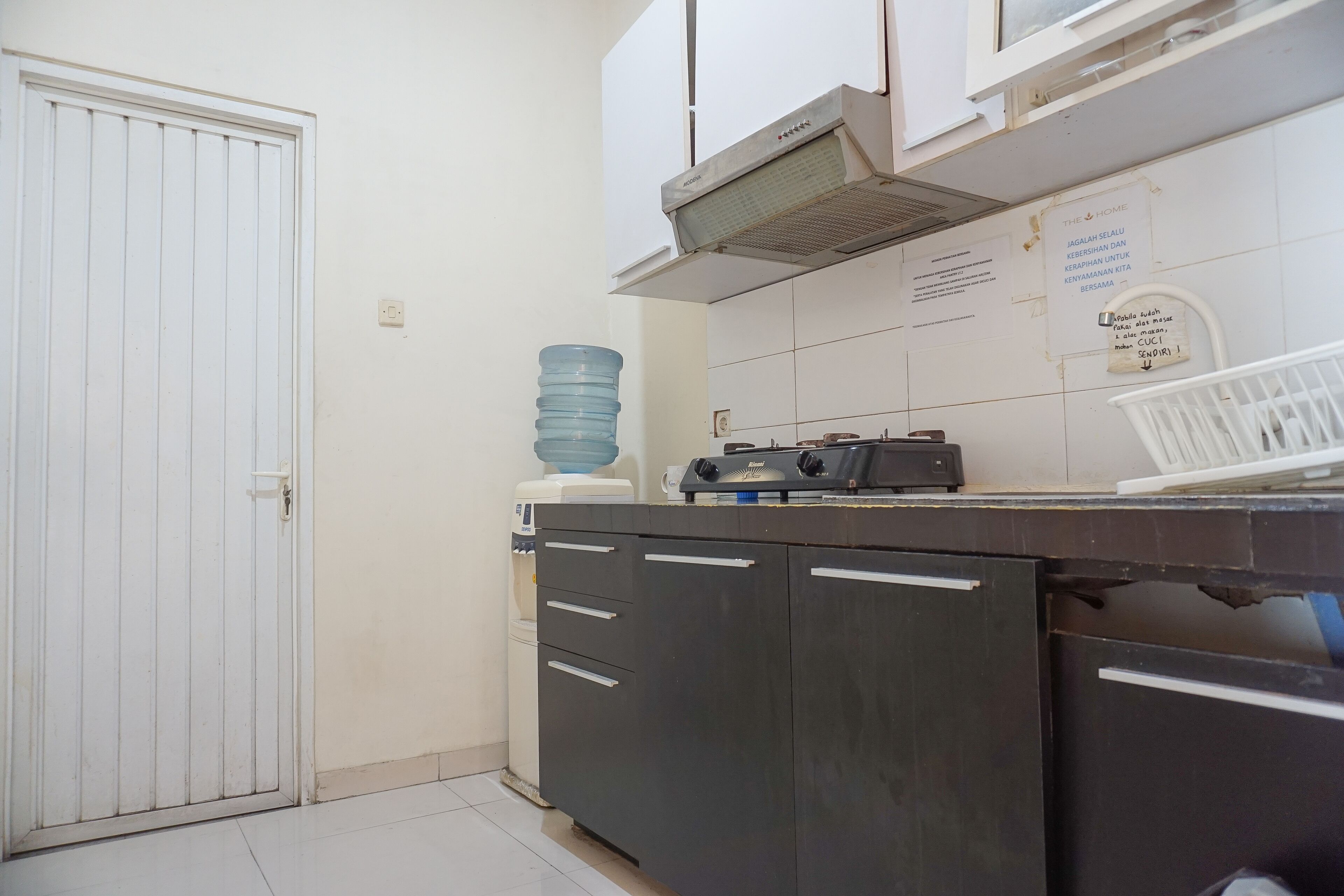 Residences By RedDoorz Syariah Near Tebet Timur Dalam