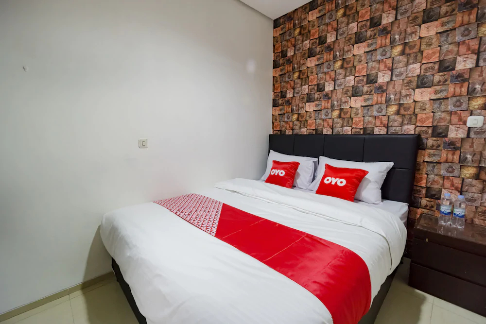 Residence Stasiun Tebet Syariah by OYO Rooms