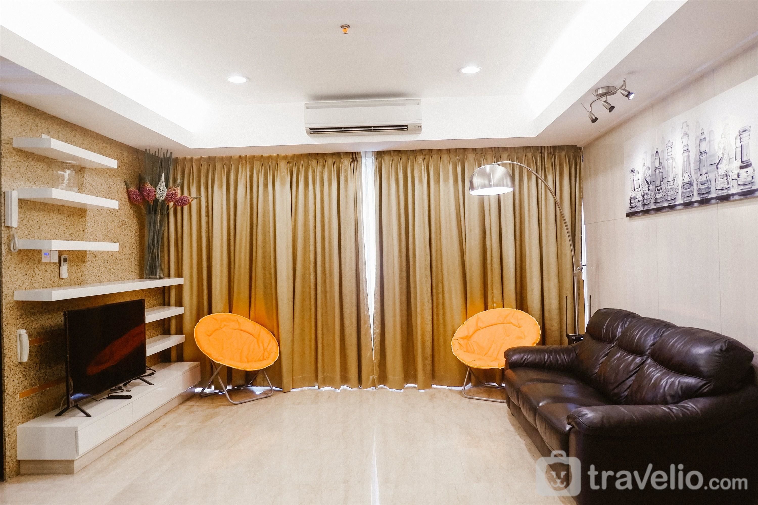 Royale SpringHill Apartment