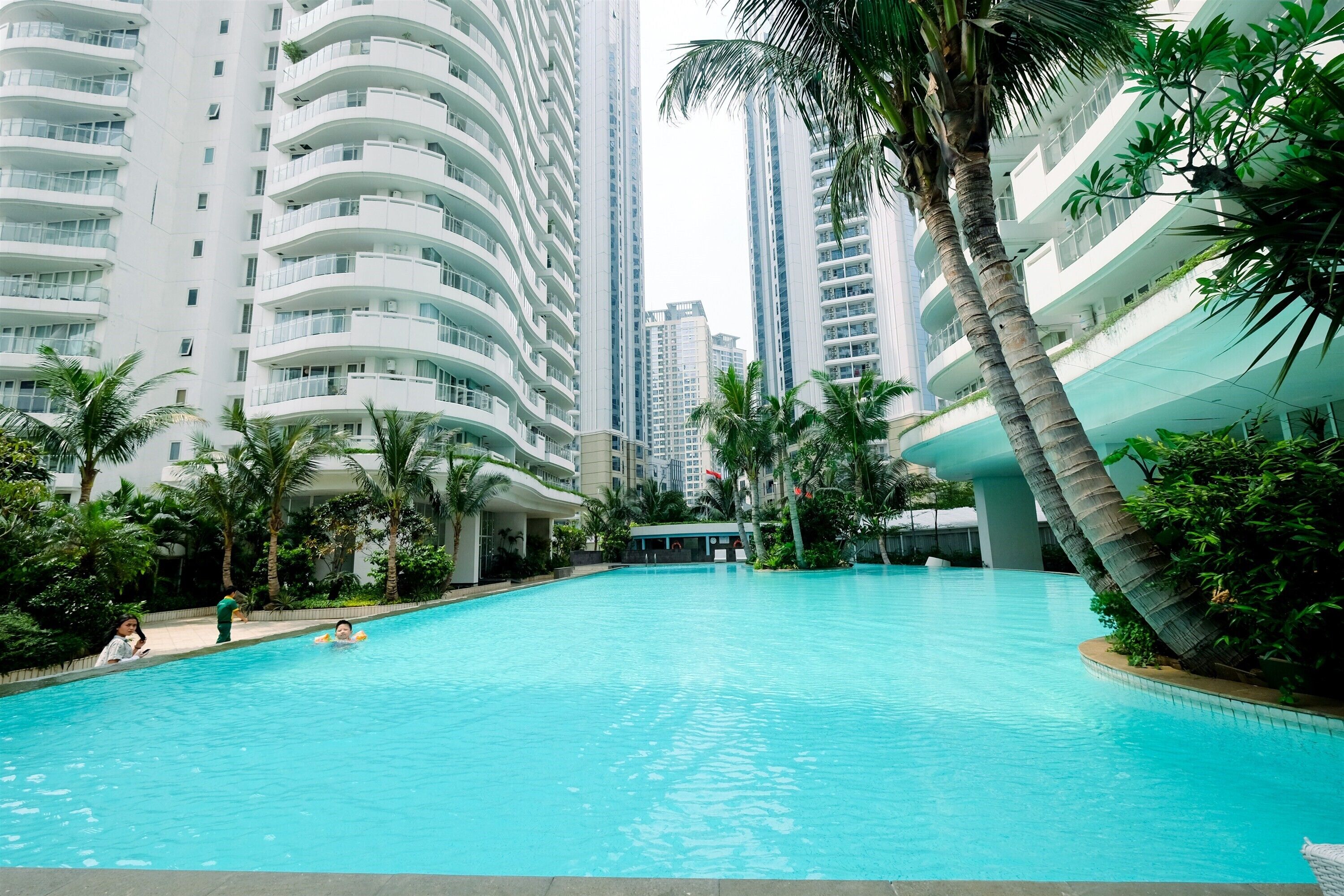 Royale SpringHill Apartment
