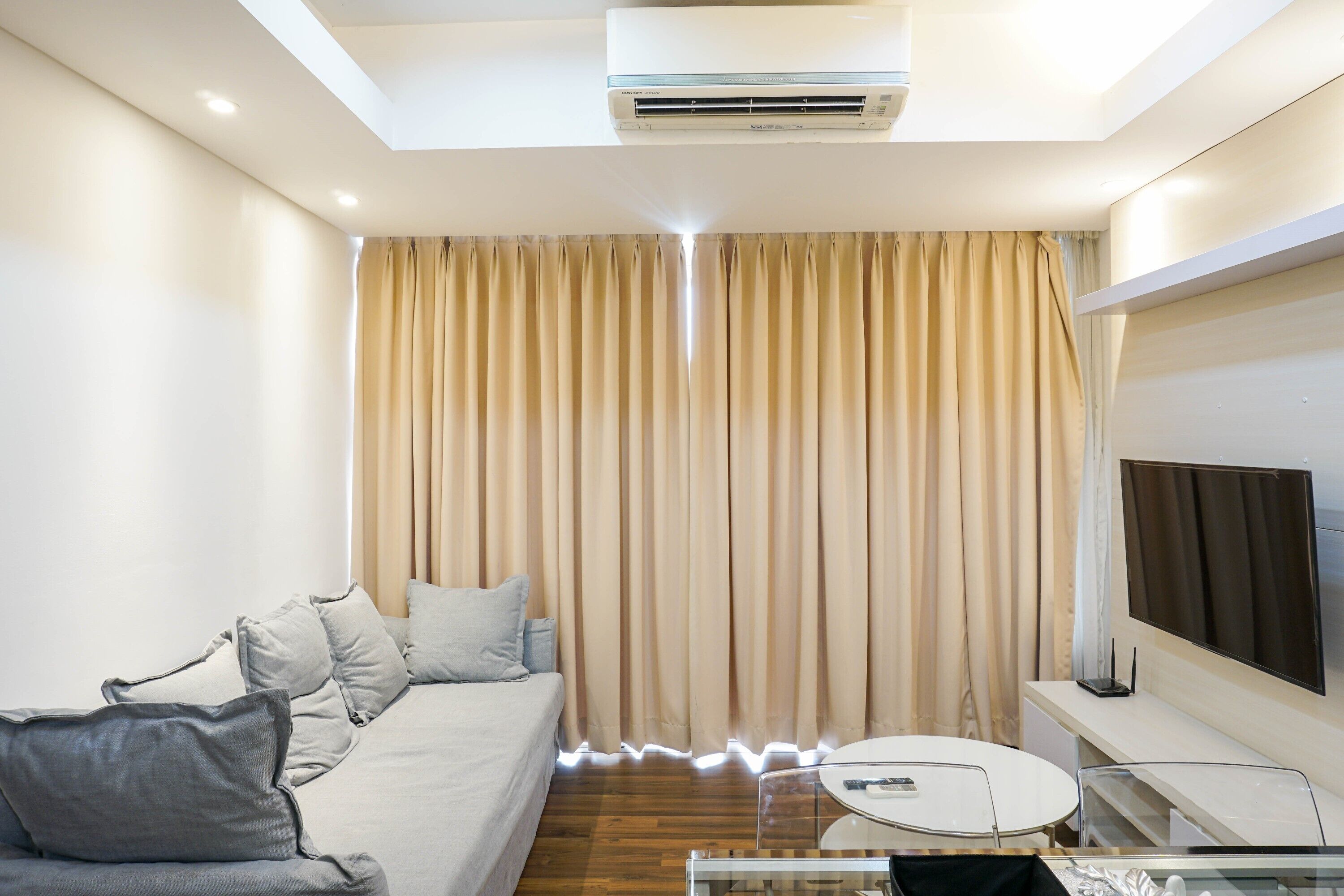 Royale SpringHill Apartment