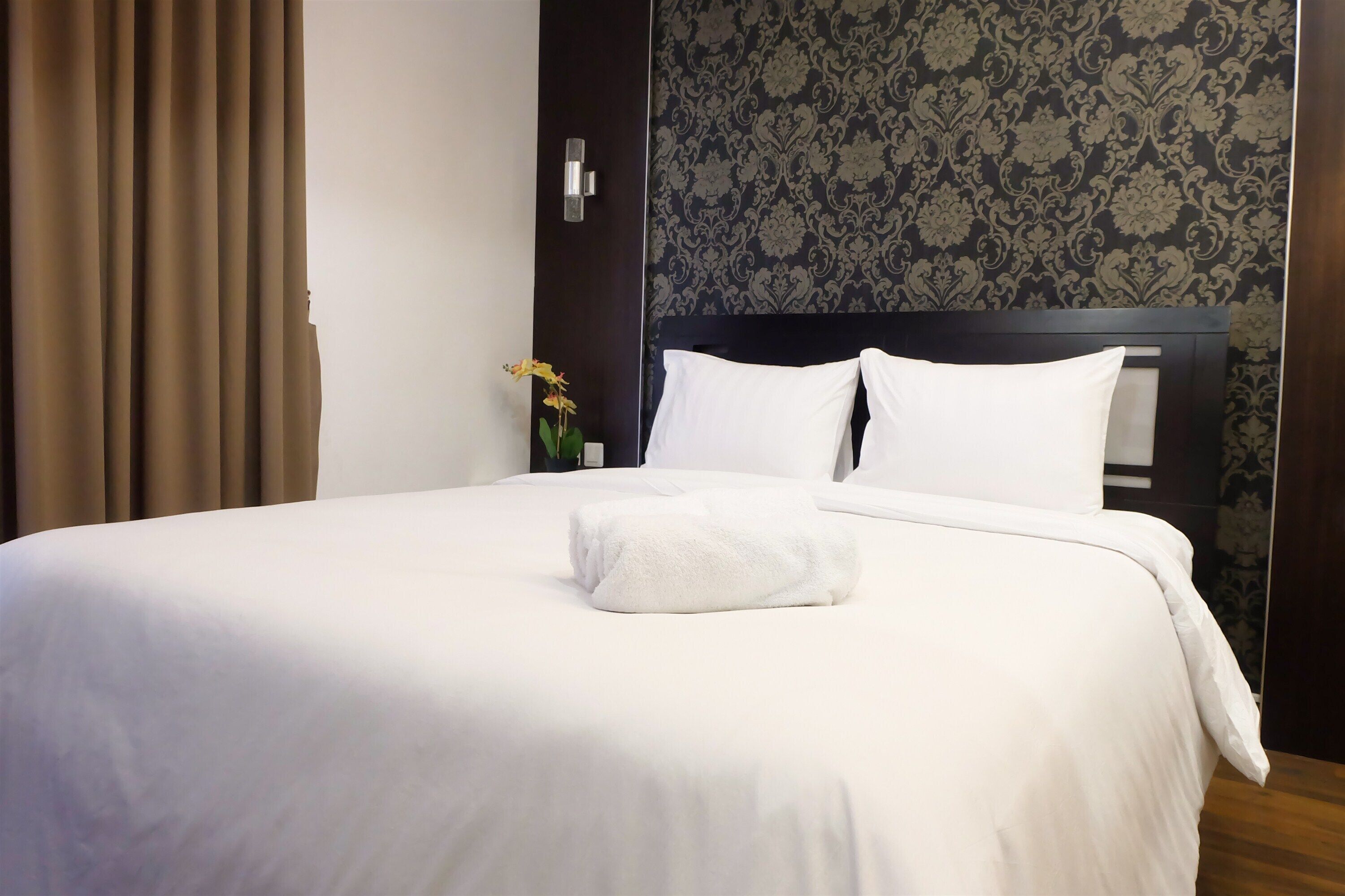 Royale SpringHill Apartment