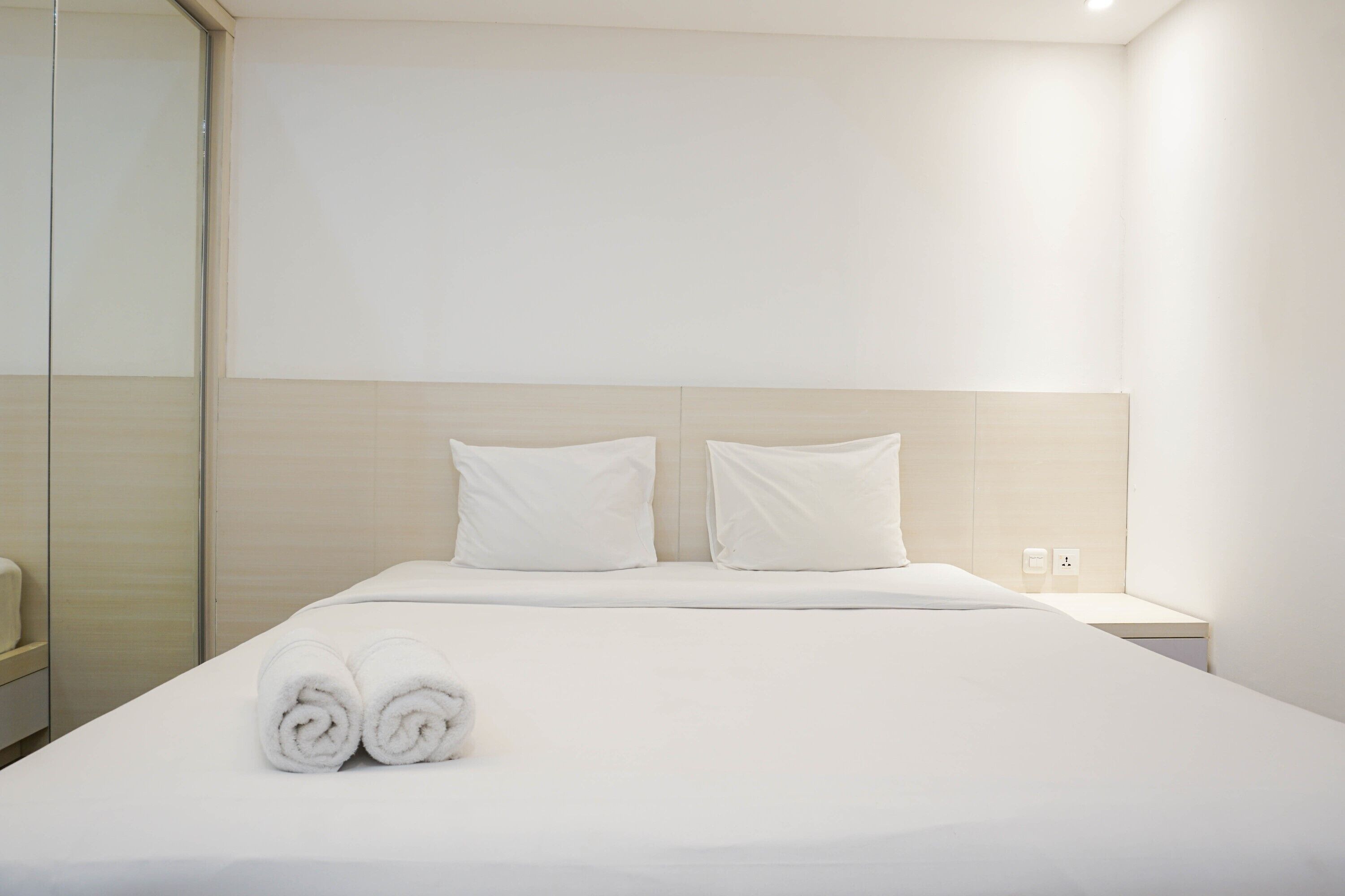 Royale SpringHill Apartment