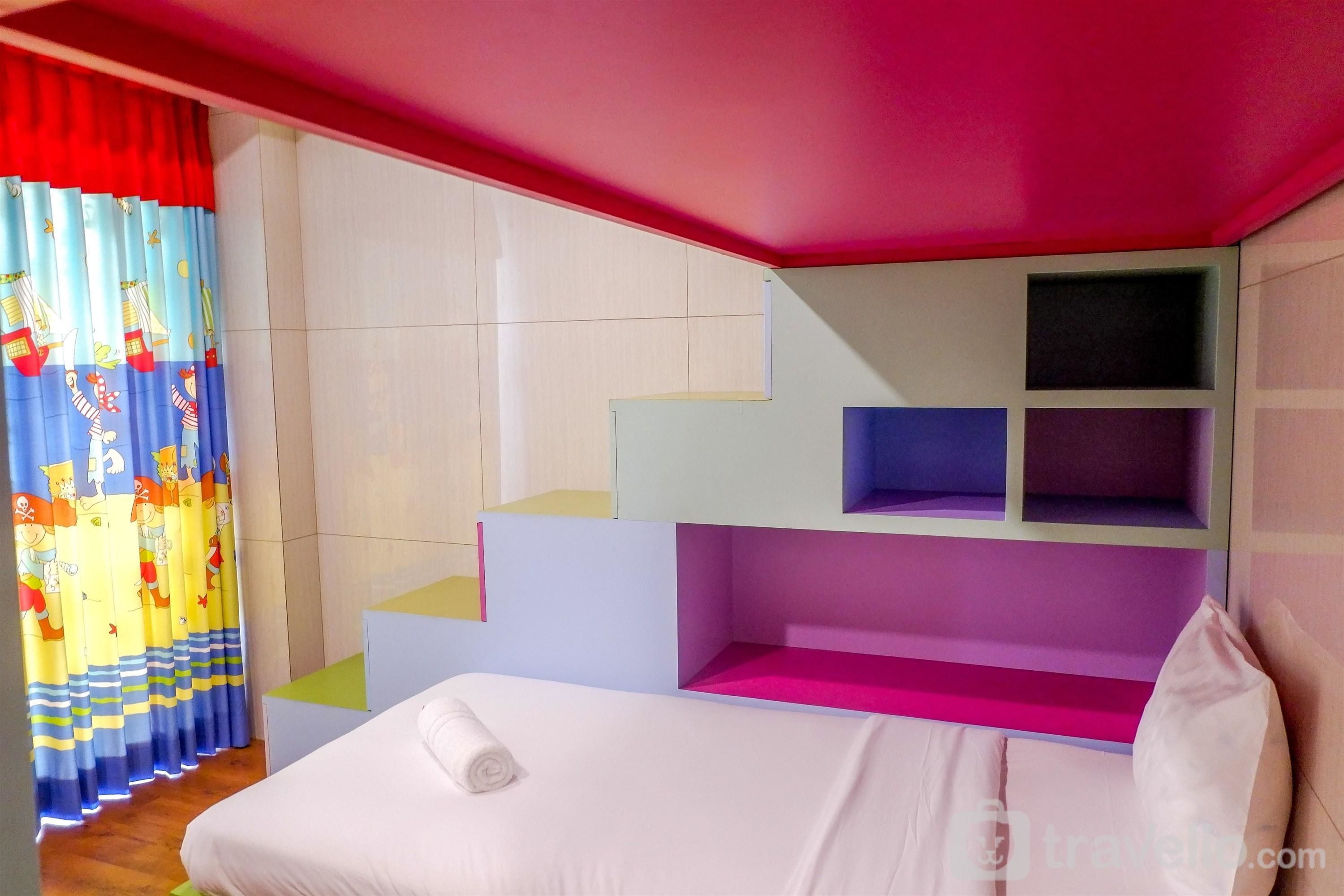 Royale SpringHill Apartment